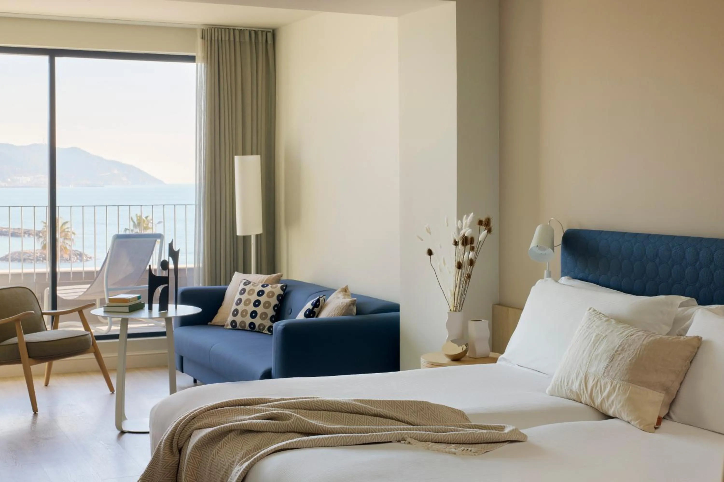 Bed in ME Sitges Terramar