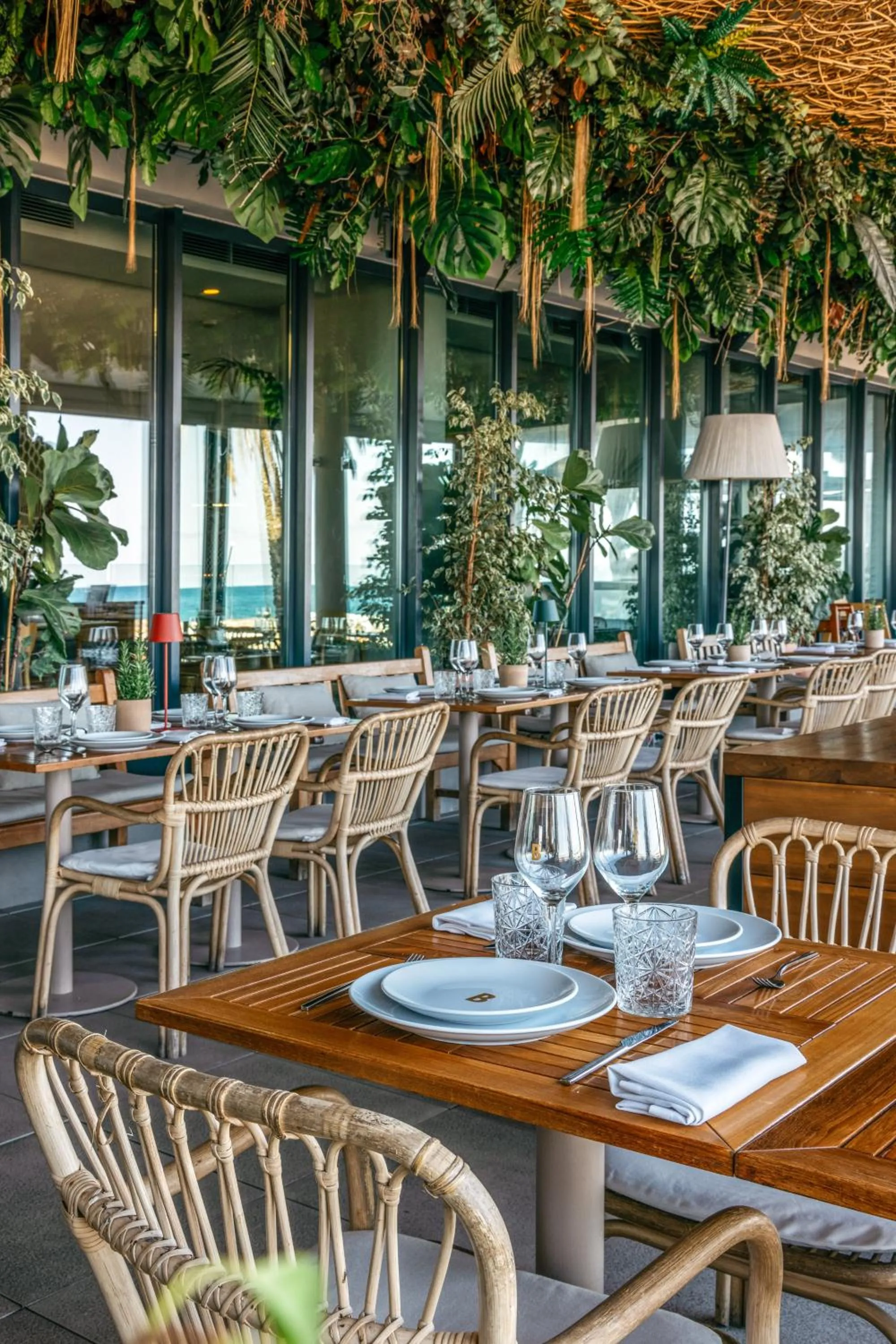 Restaurant/places to eat in ME Sitges Terramar