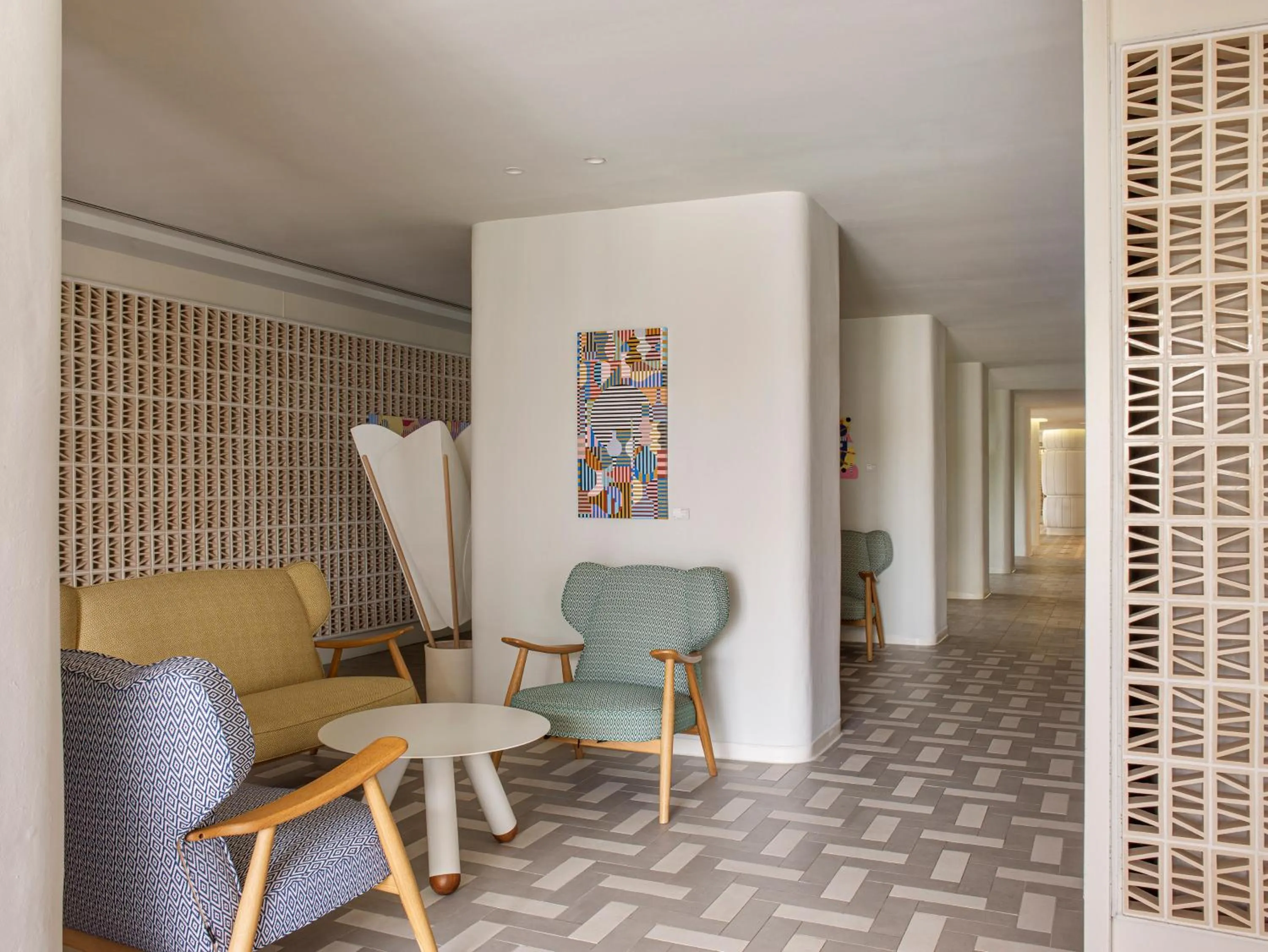 Lobby or reception in ME Sitges Terramar