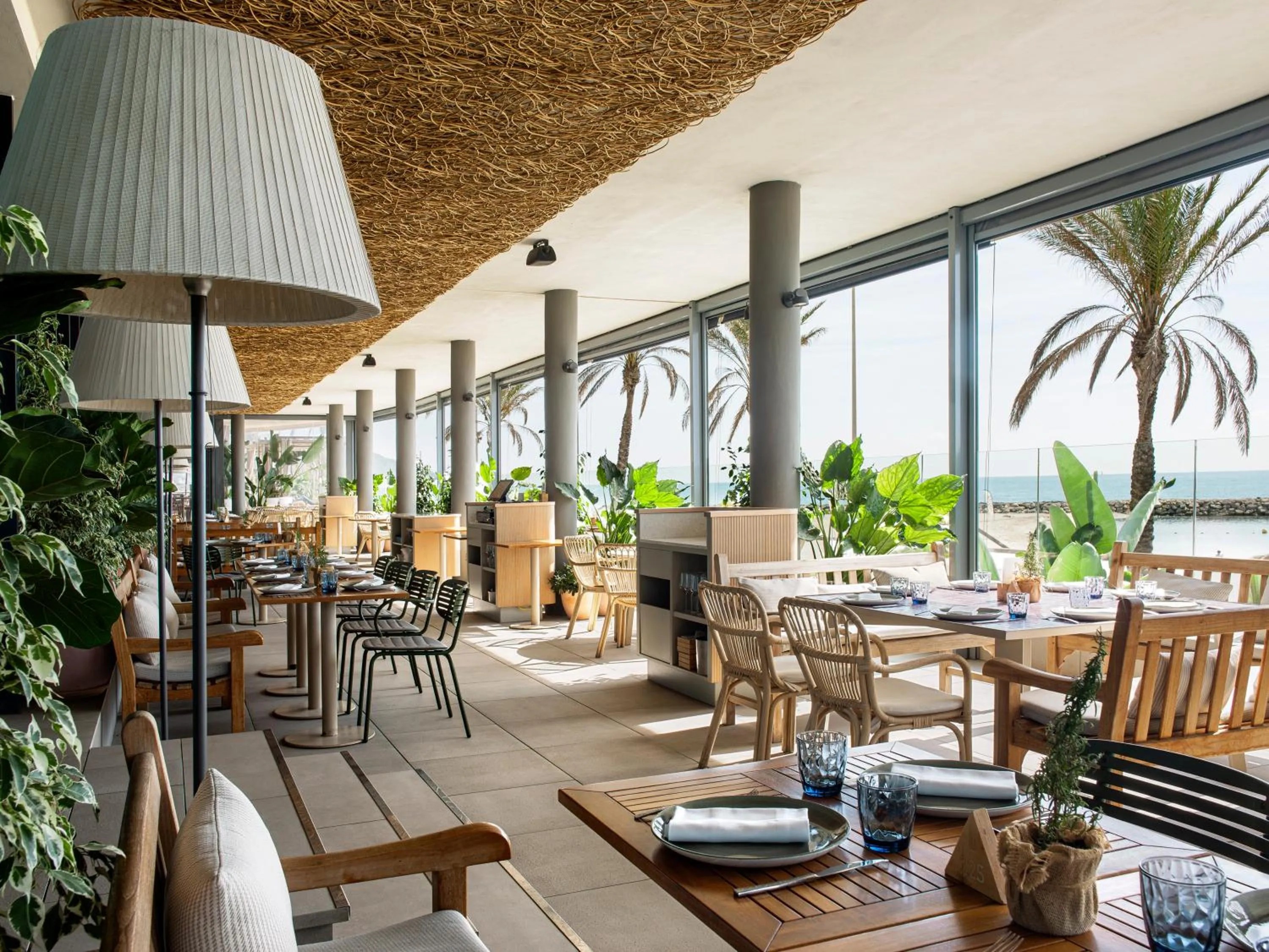 Restaurant/places to eat in ME Sitges Terramar