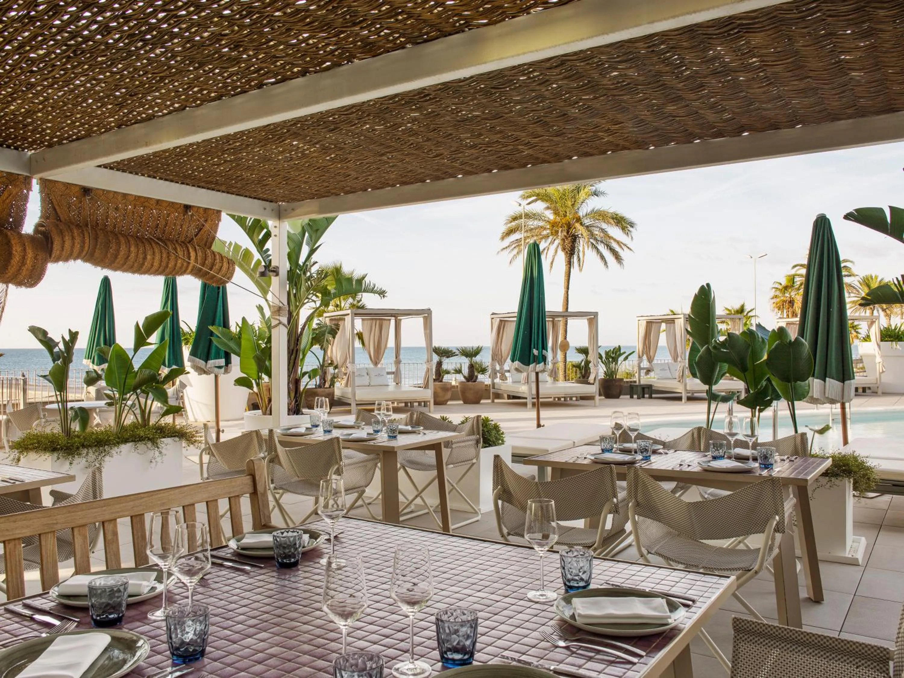 Restaurant/places to eat in ME Sitges Terramar