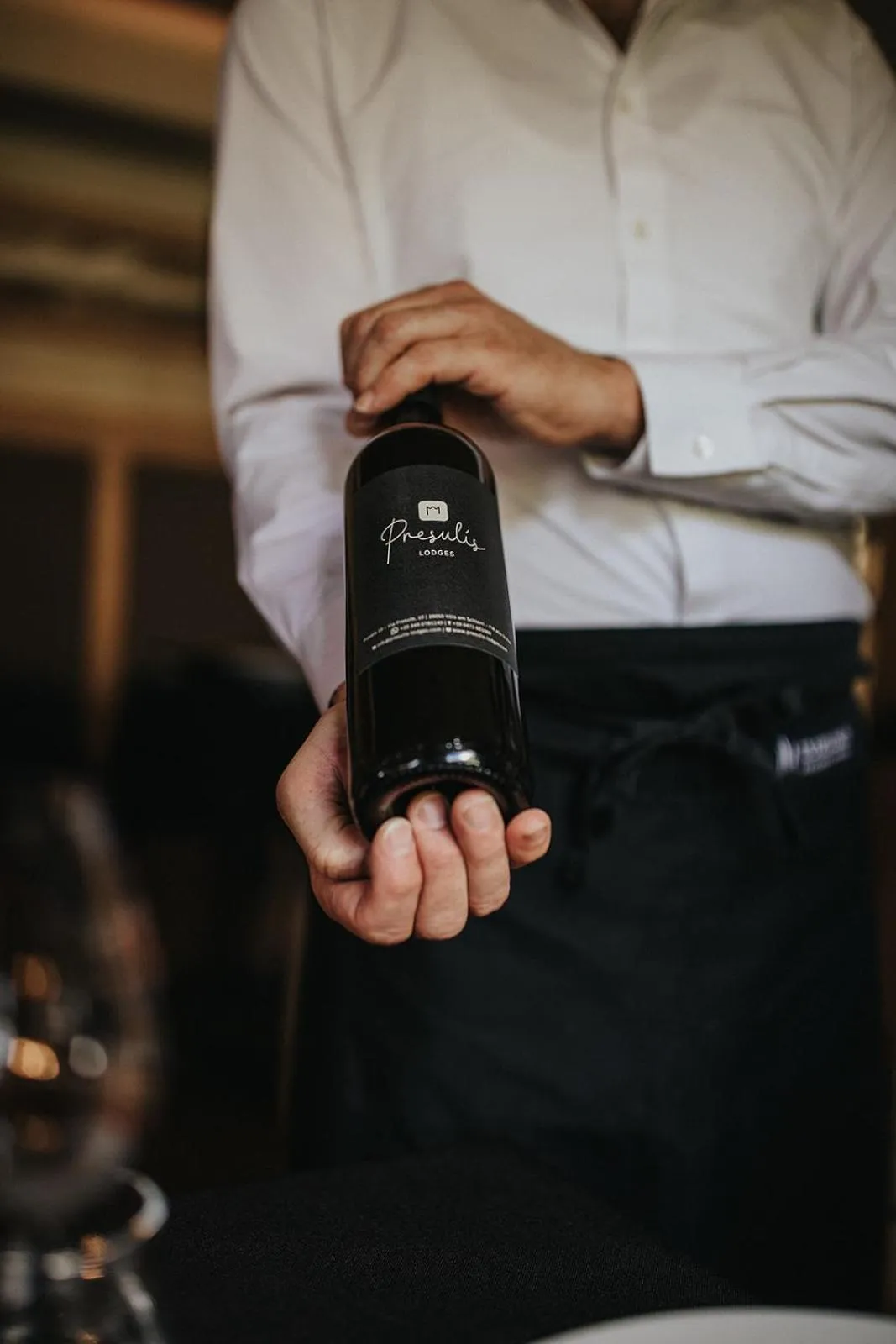 Restaurant/places to eat in Presulis Hideaway Apartments & Restaurant