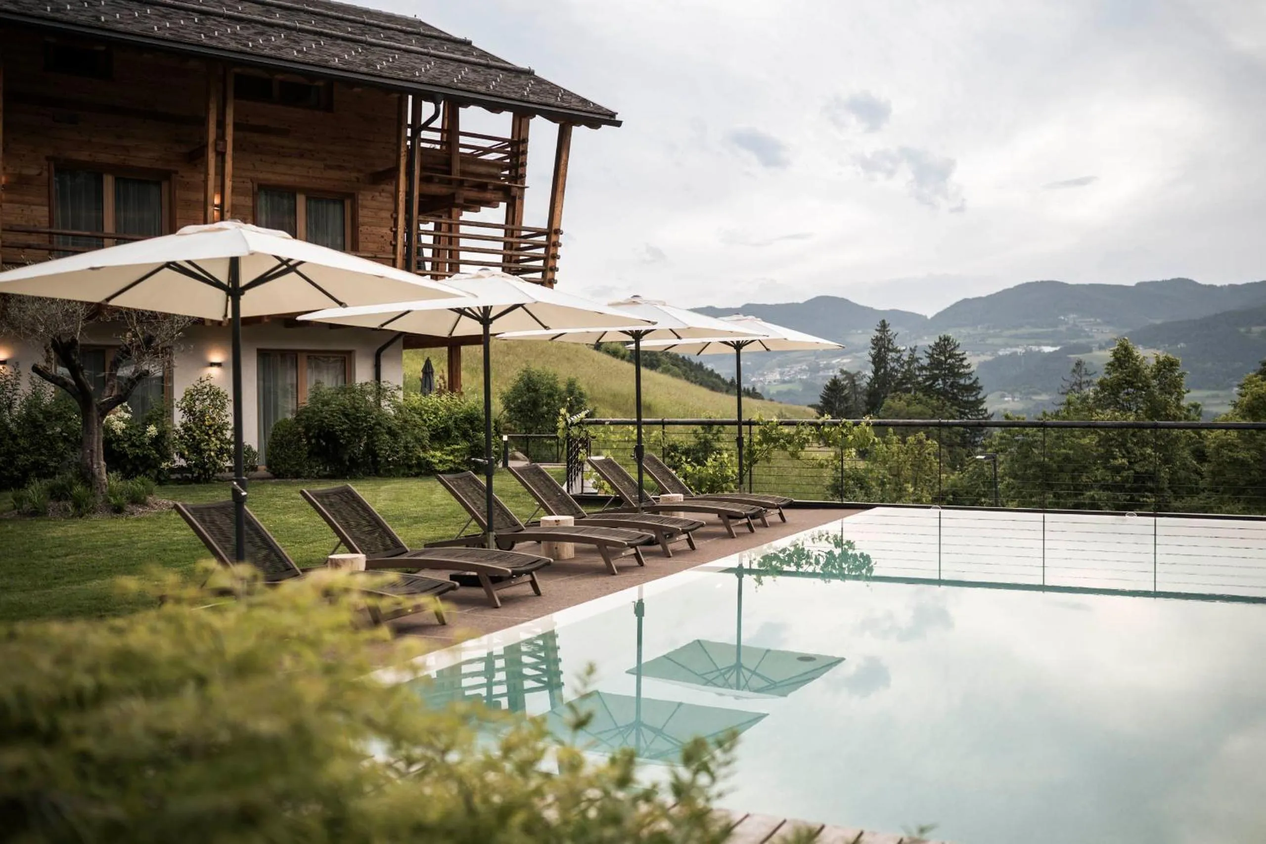 Property building in Presulis Hideaway Apartments & Restaurant