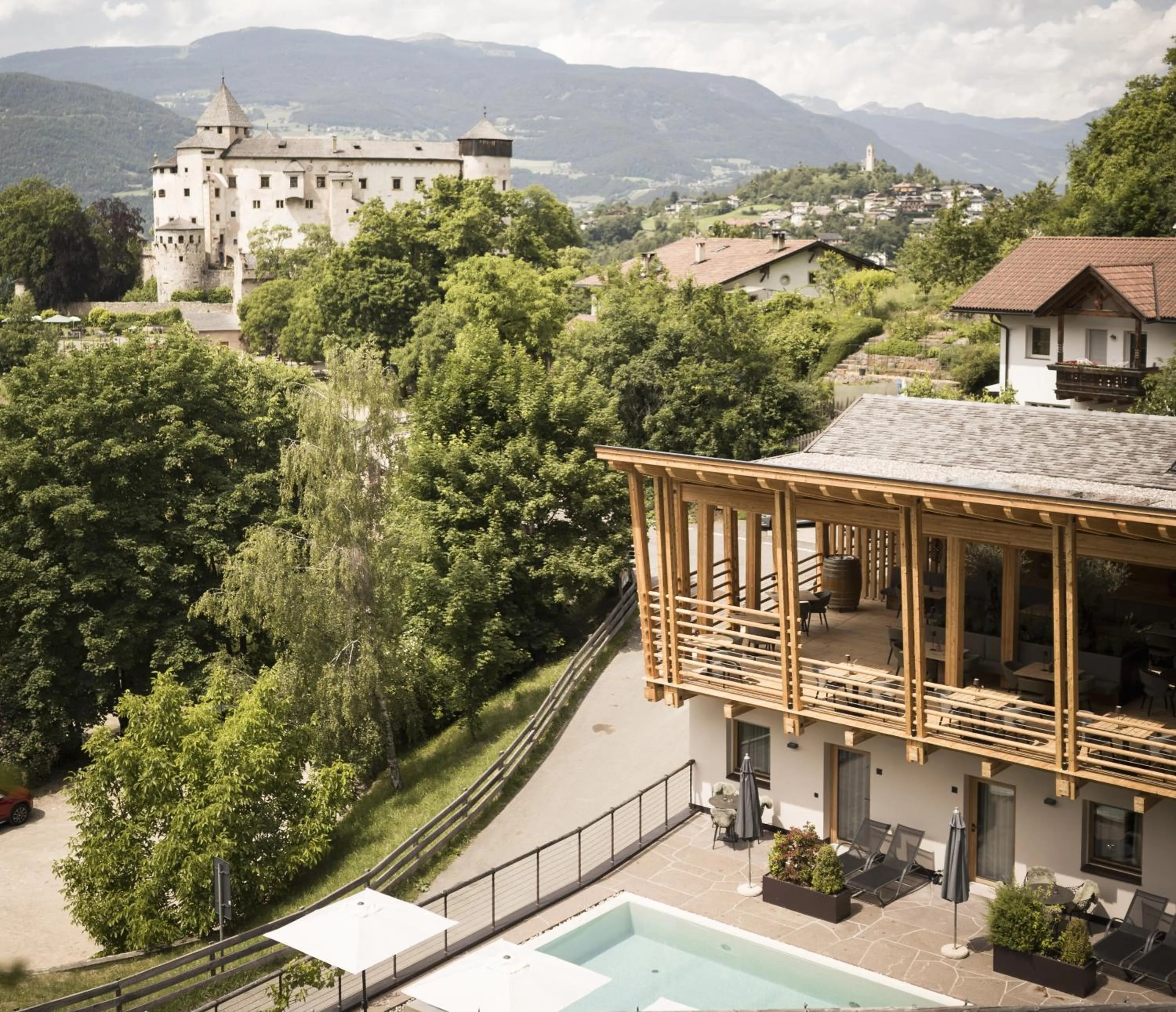 Property building in Presulis Hideaway Apartments & Restaurant