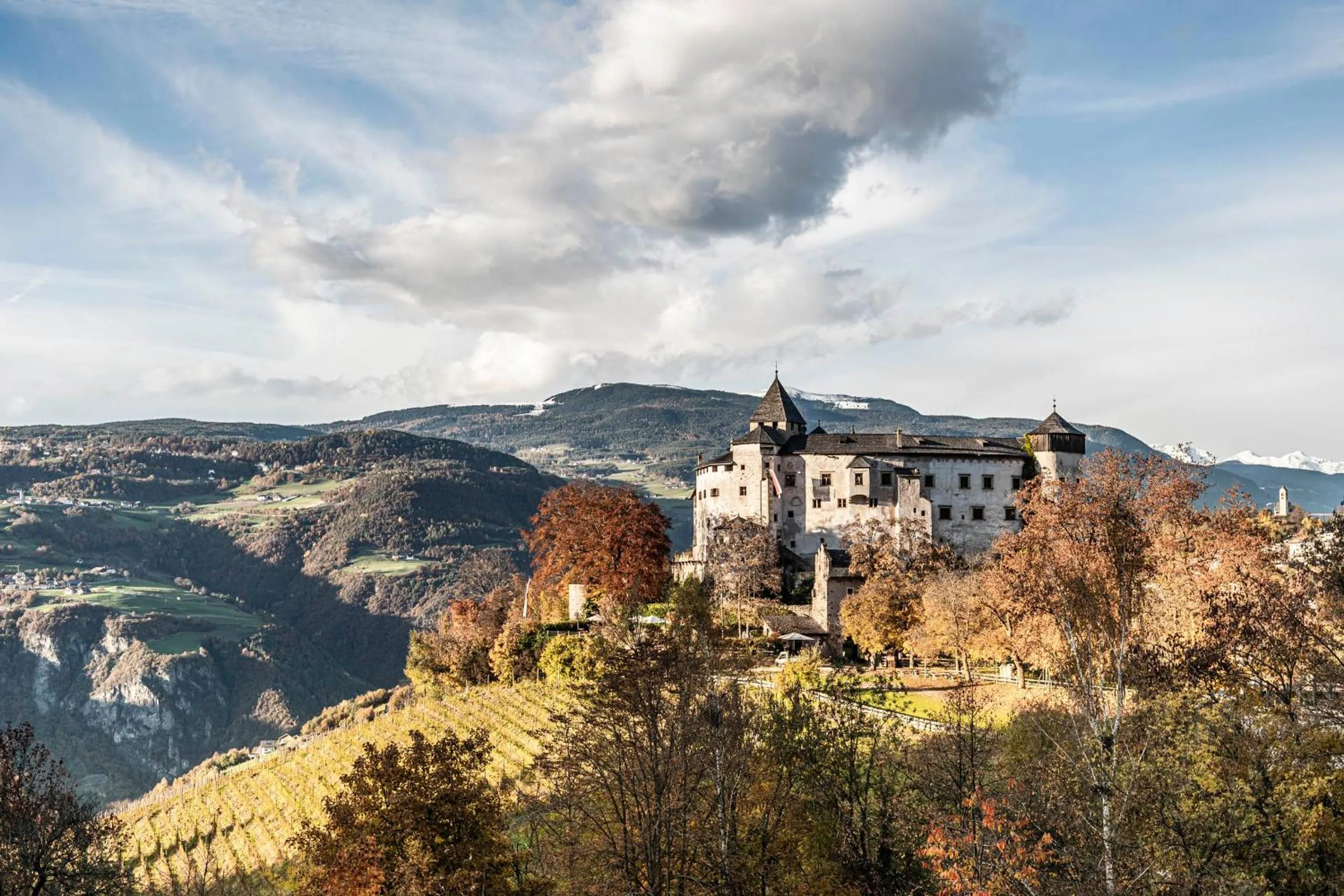 Nearby landmark in Presulis Hideaway Apartments & Restaurant