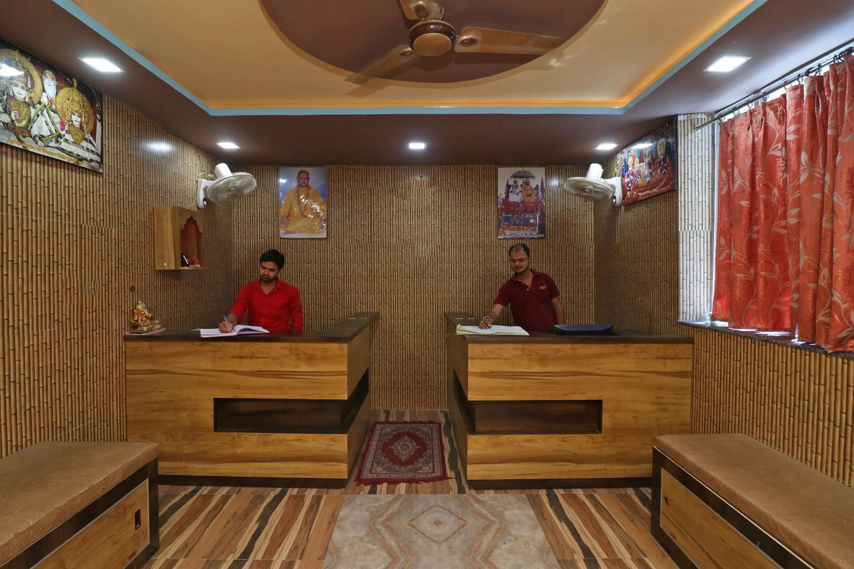 Lobby or reception in SPOT ON 38000 Vaidehi Bhawan