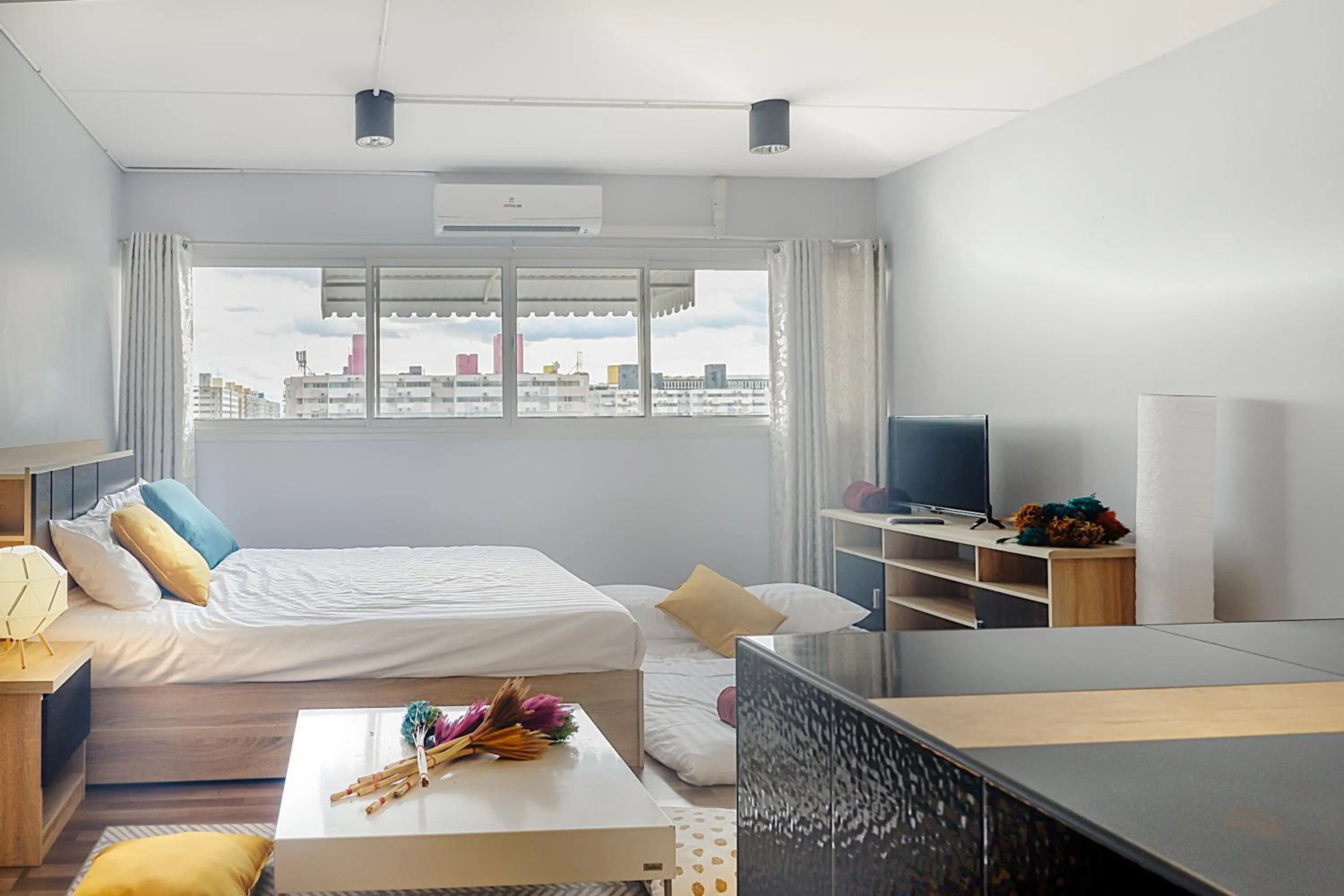 Photo of the whole room in Bangkok Impact Popular Comdominium