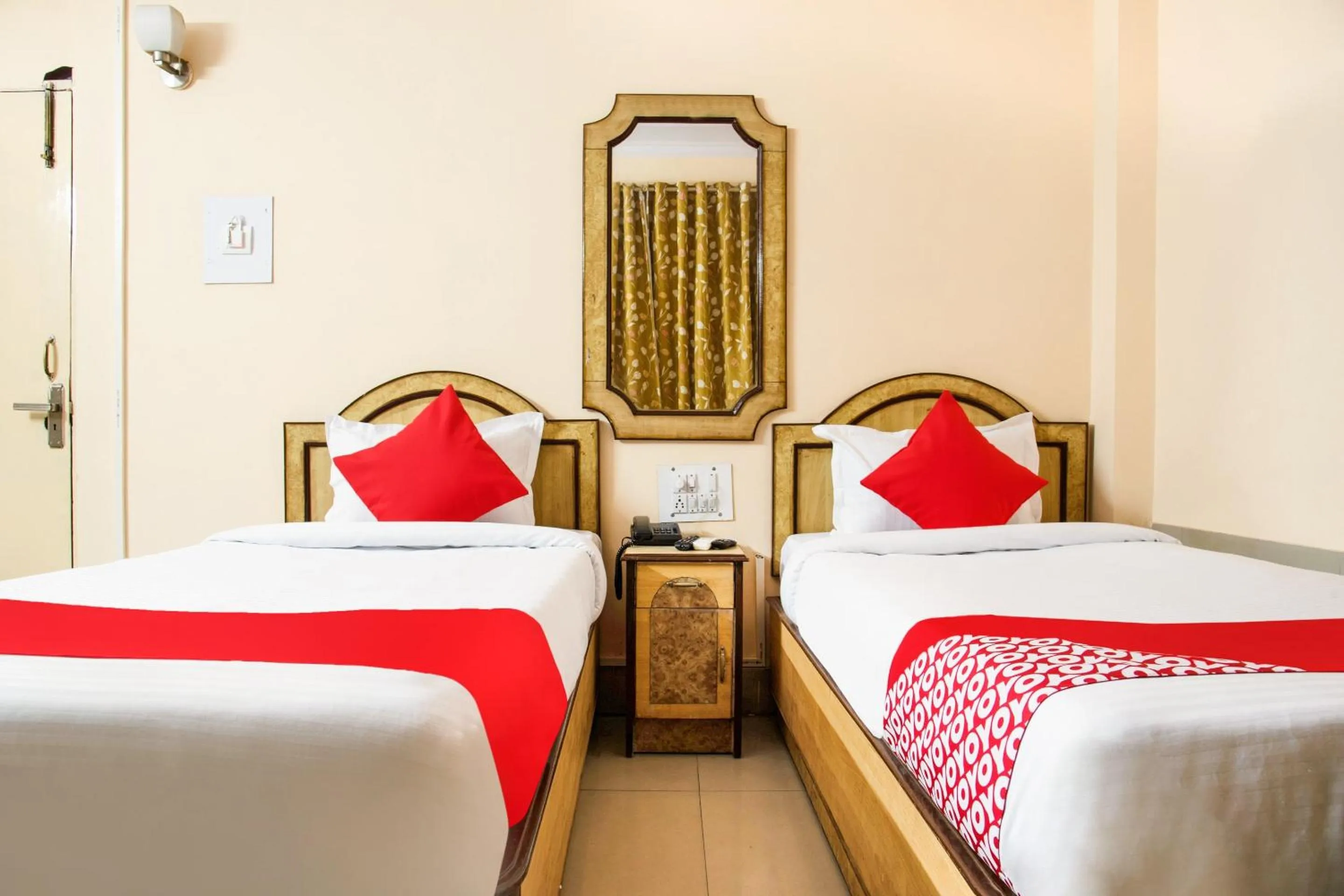 Bedroom, Bed in Hotel O Embassy Exhibition Rd