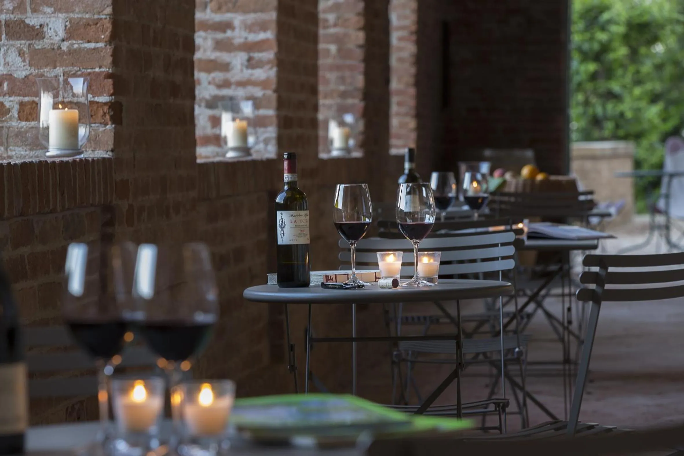 Balcony/Terrace in Marchesi Alfieri - Cantine e Ospitalità