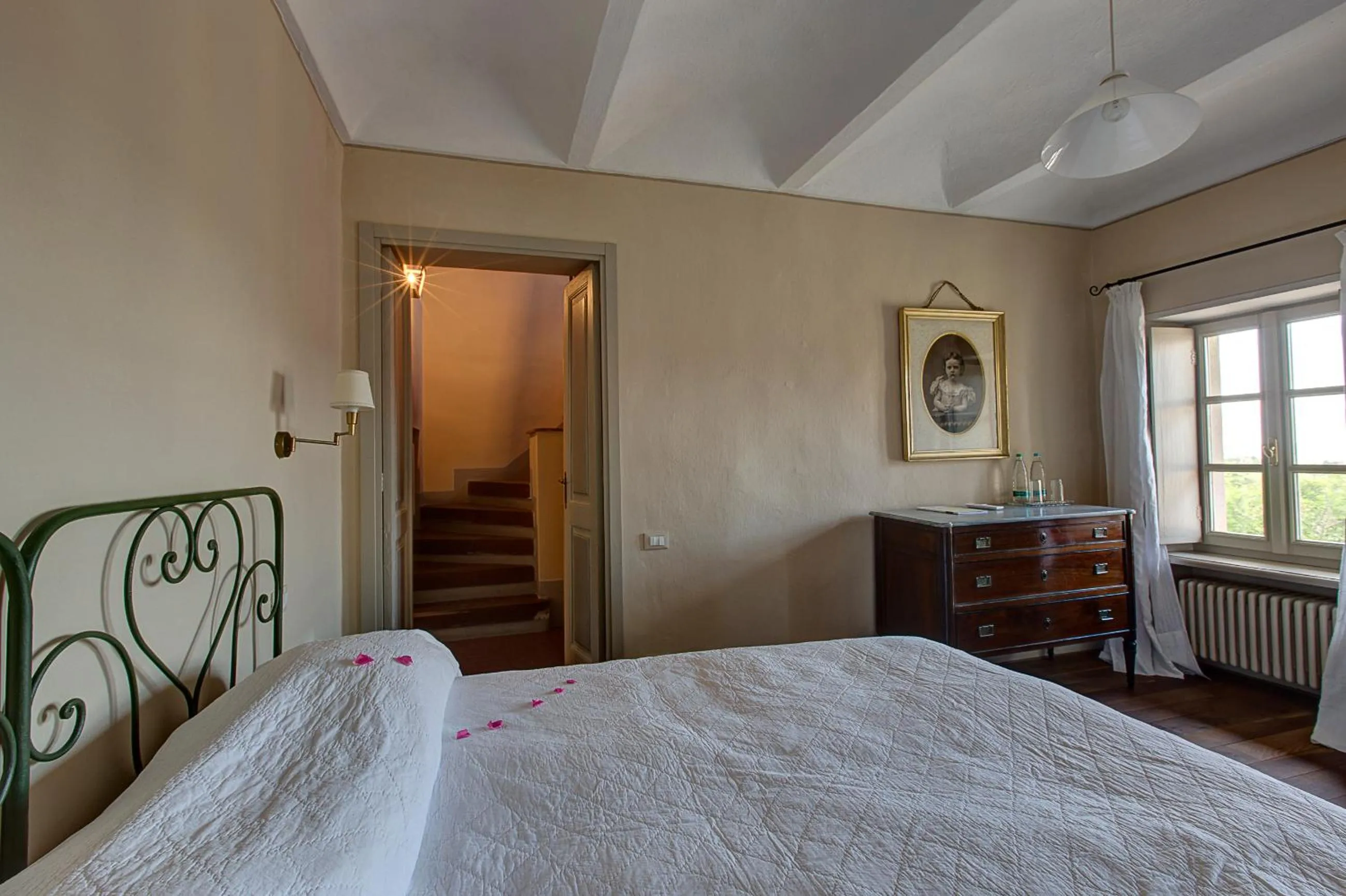 Bed in Marchesi Alfieri - Cantine e Ospitalità