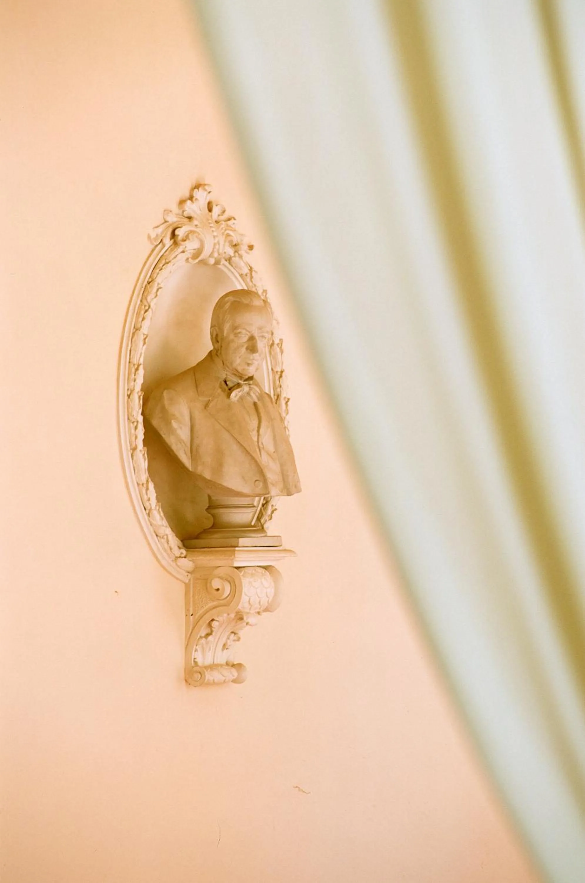 Decorative detail in Marchesi Alfieri - Cantine e Ospitalità