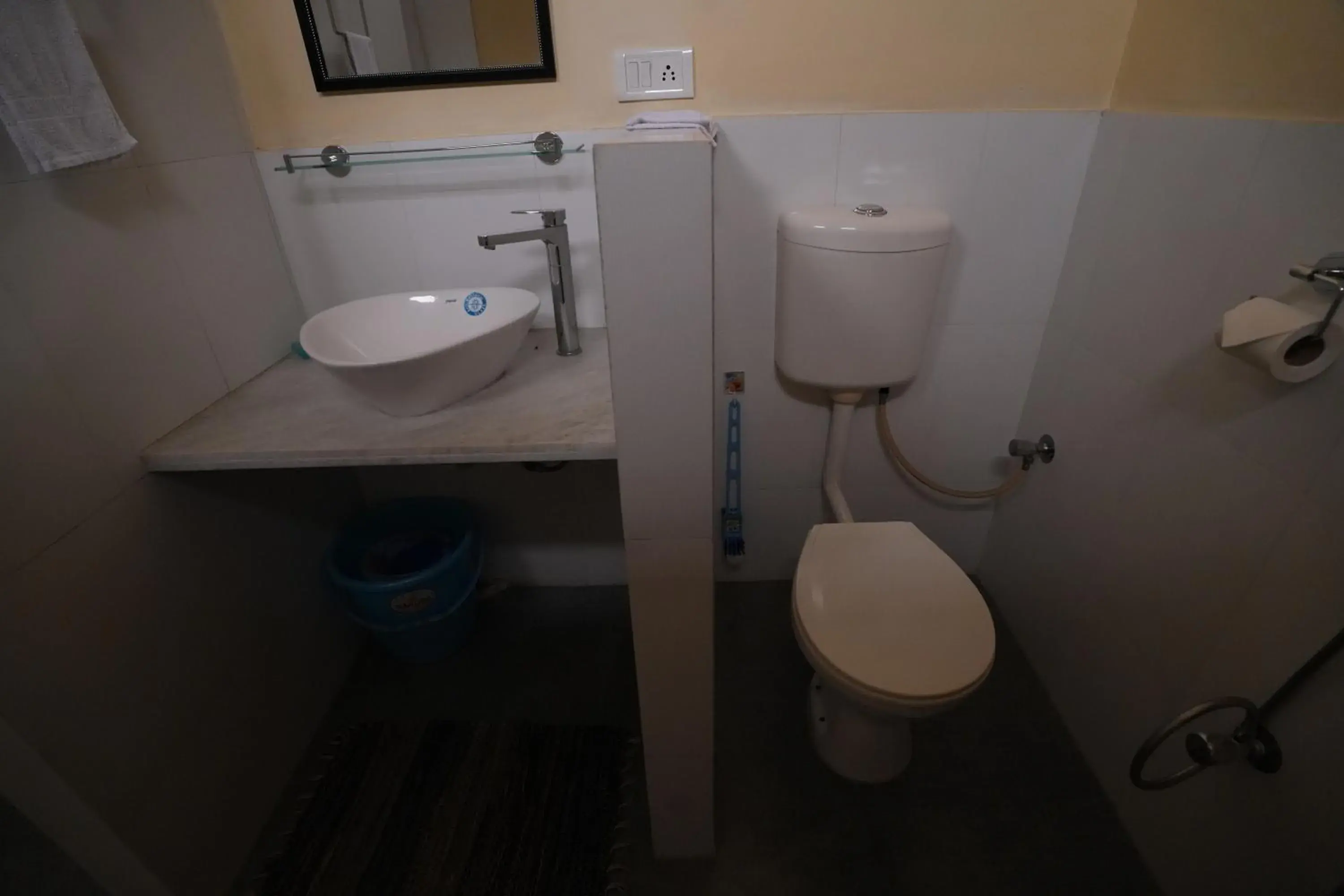 Twin Room with Balcony - single occupancy in lalita homestay countryside Twin Room with Balcony - single occupancy in lalita homestay countryside