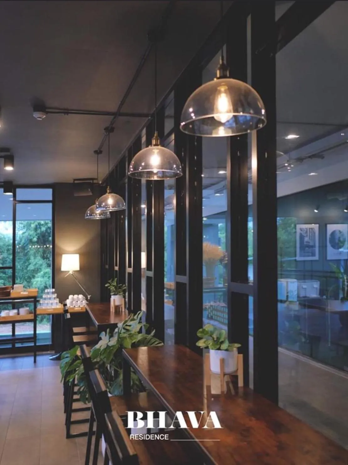 Restaurant/places to eat in Bhava Residence