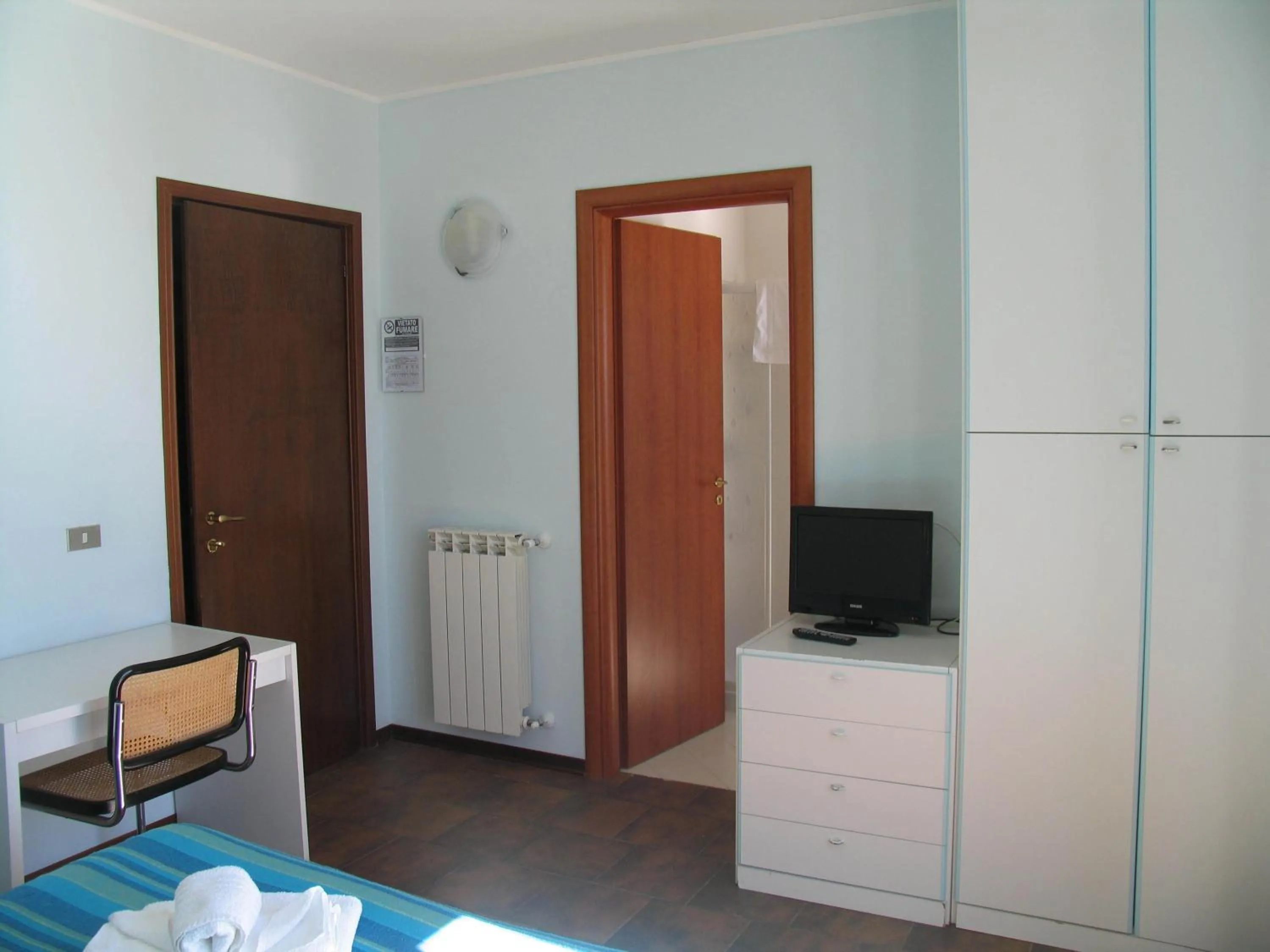 Bedroom, Bed in Albergo Residence Isotta