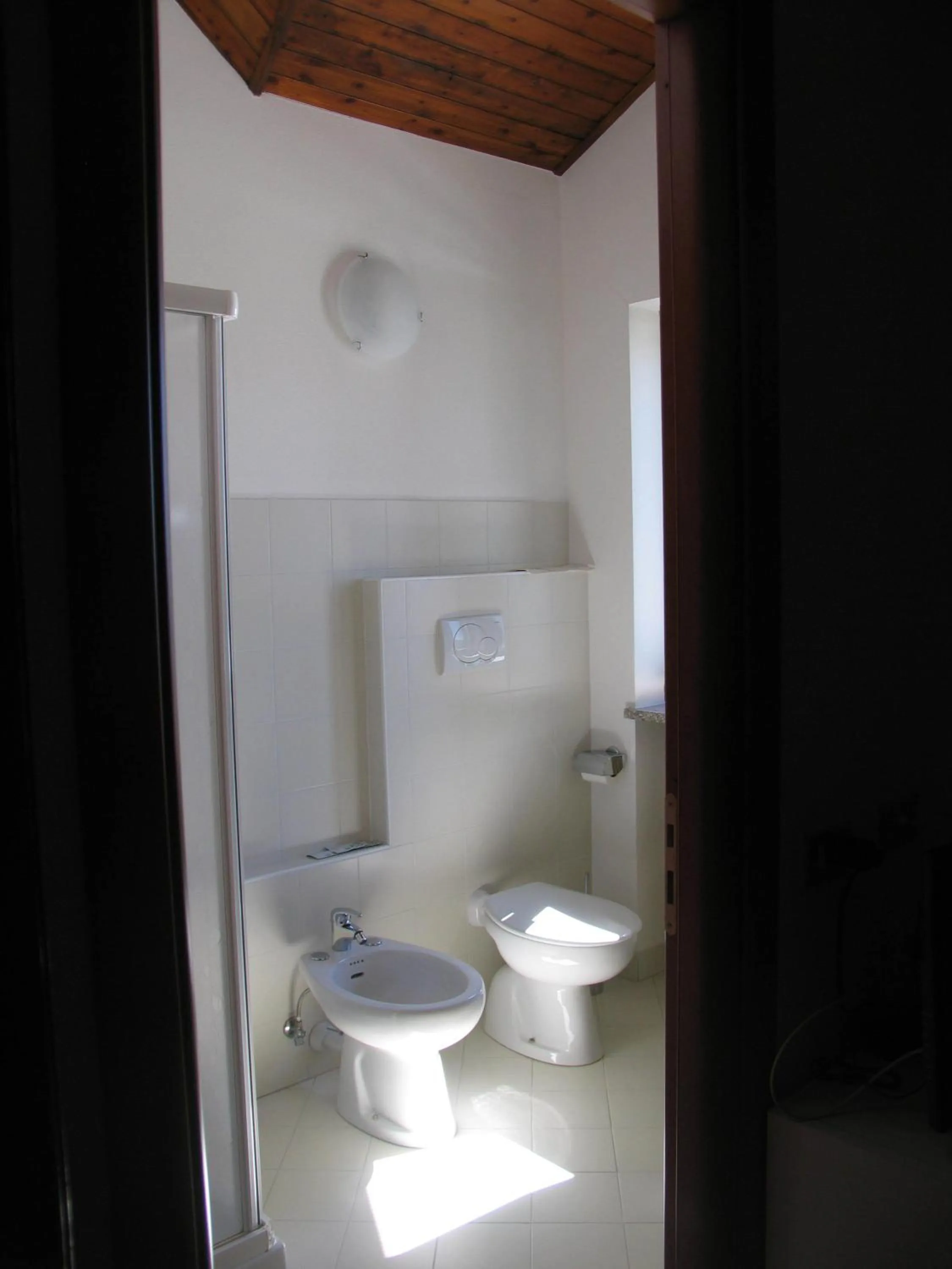 Bathroom in Albergo Residence Isotta
