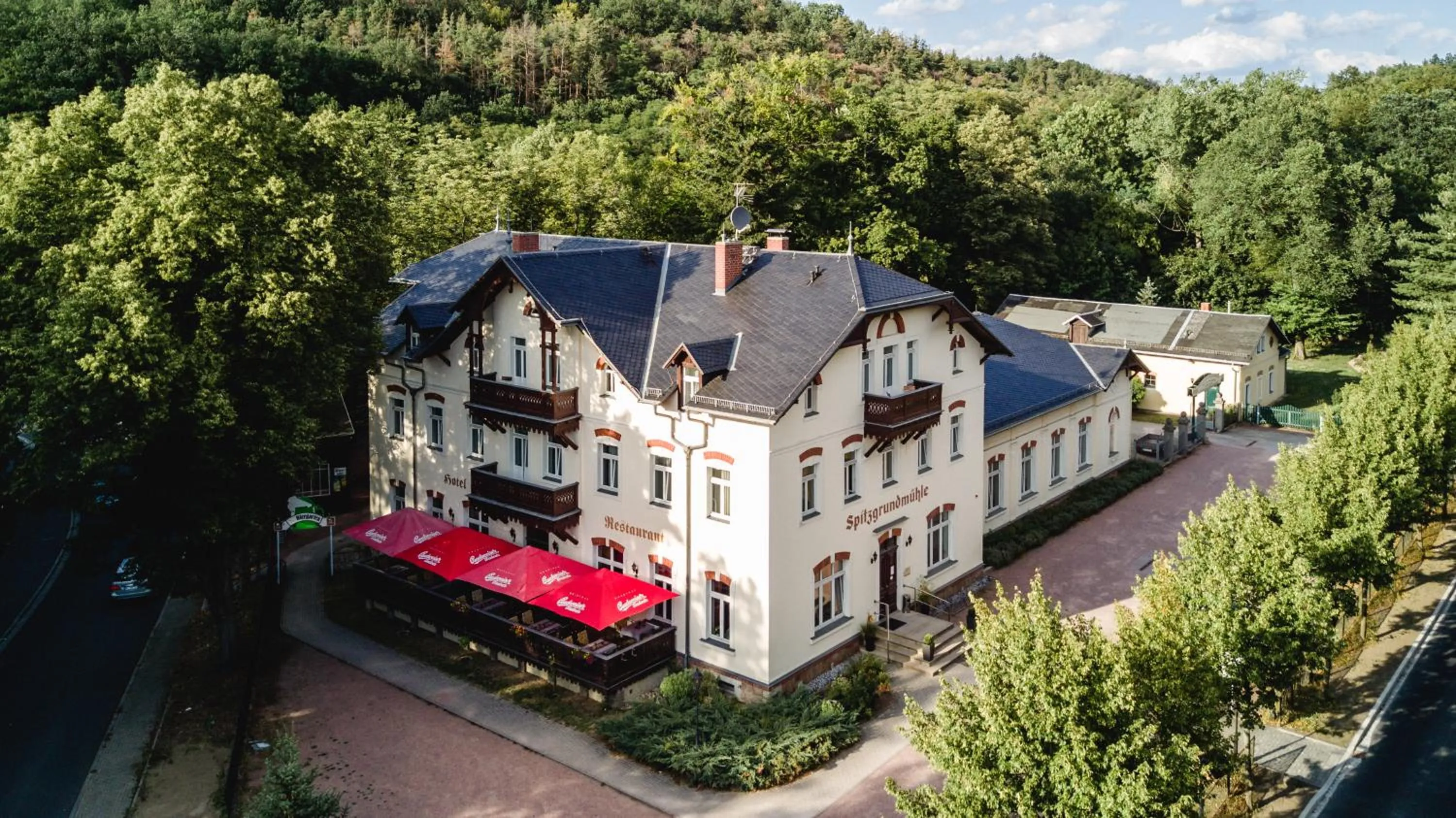 Property building in Historische Spitzgrundmühle