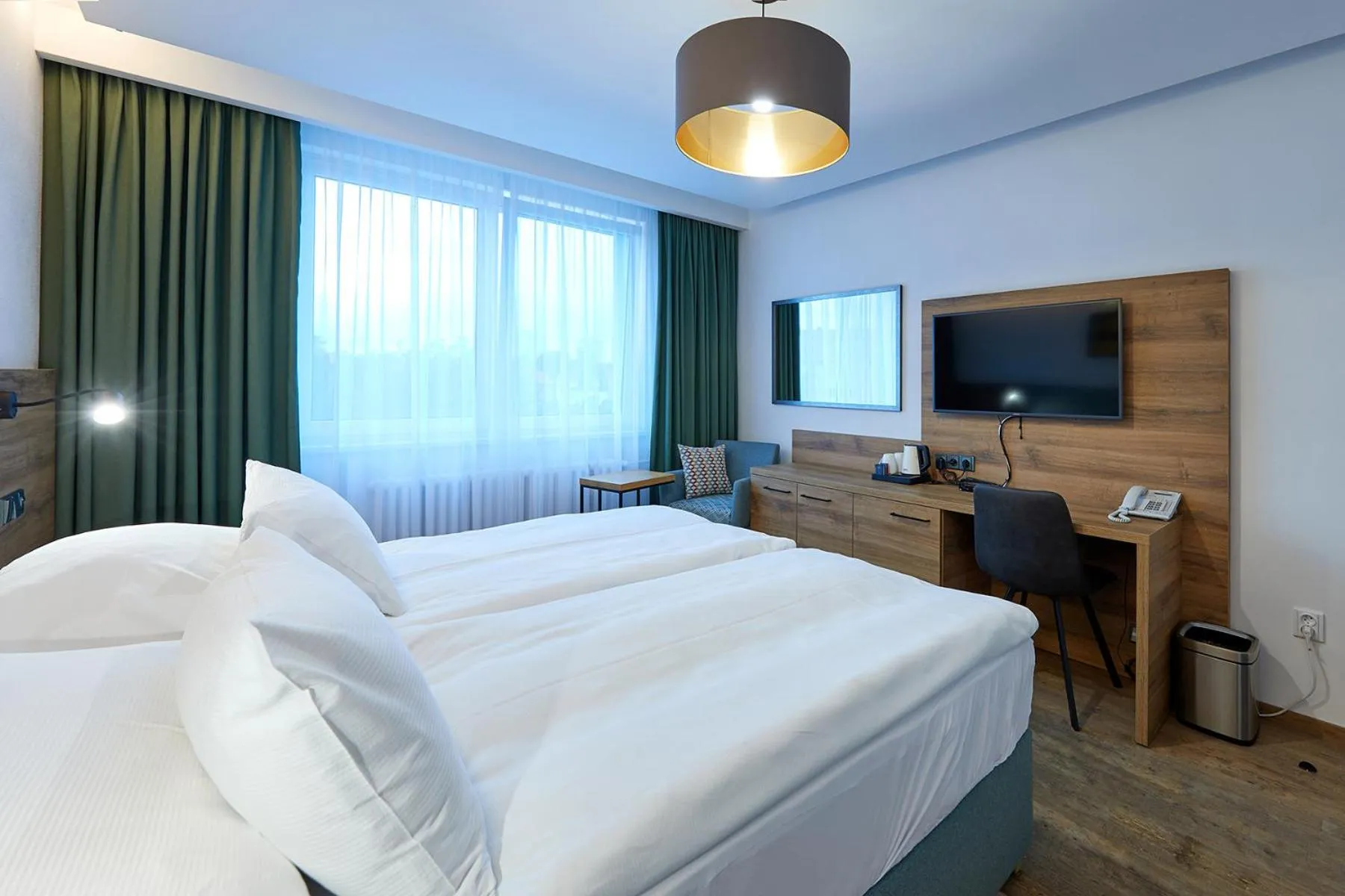 Bedroom, Bed in CENTRAL PARK FLORA