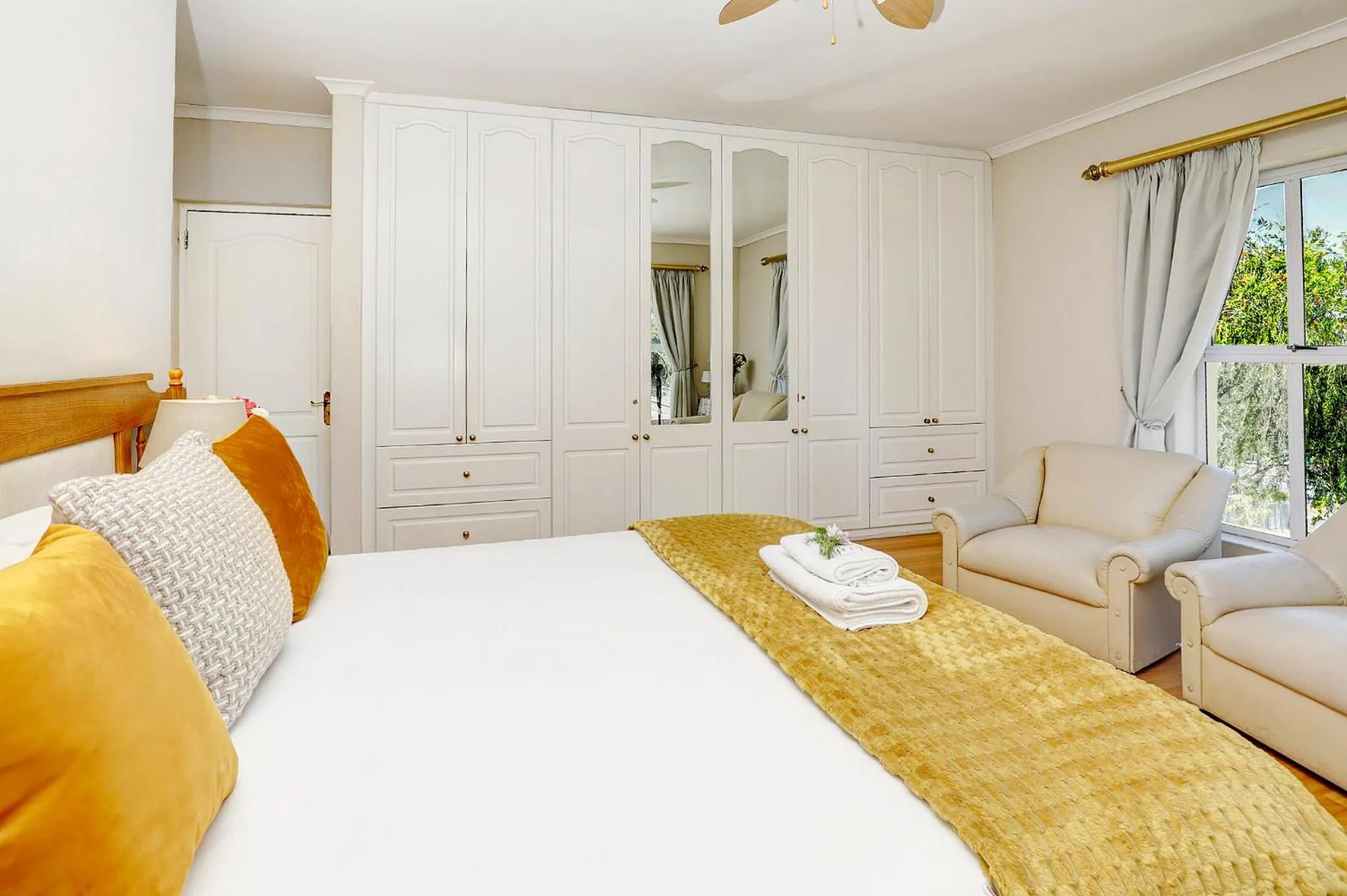 Bedroom, Bed in Bell Rosen Guest House