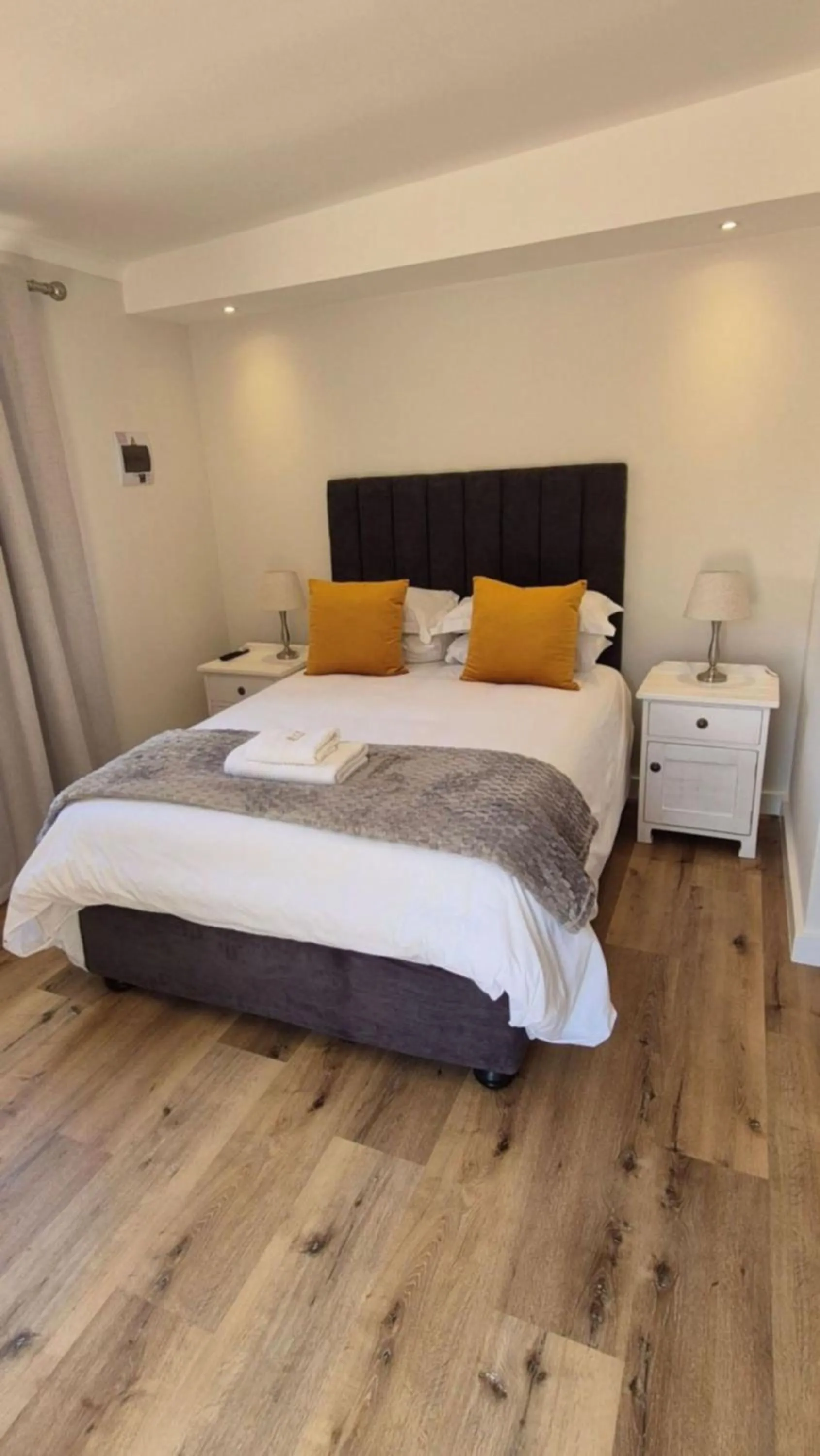 Bedroom, Bed in Bell Rosen Guest House