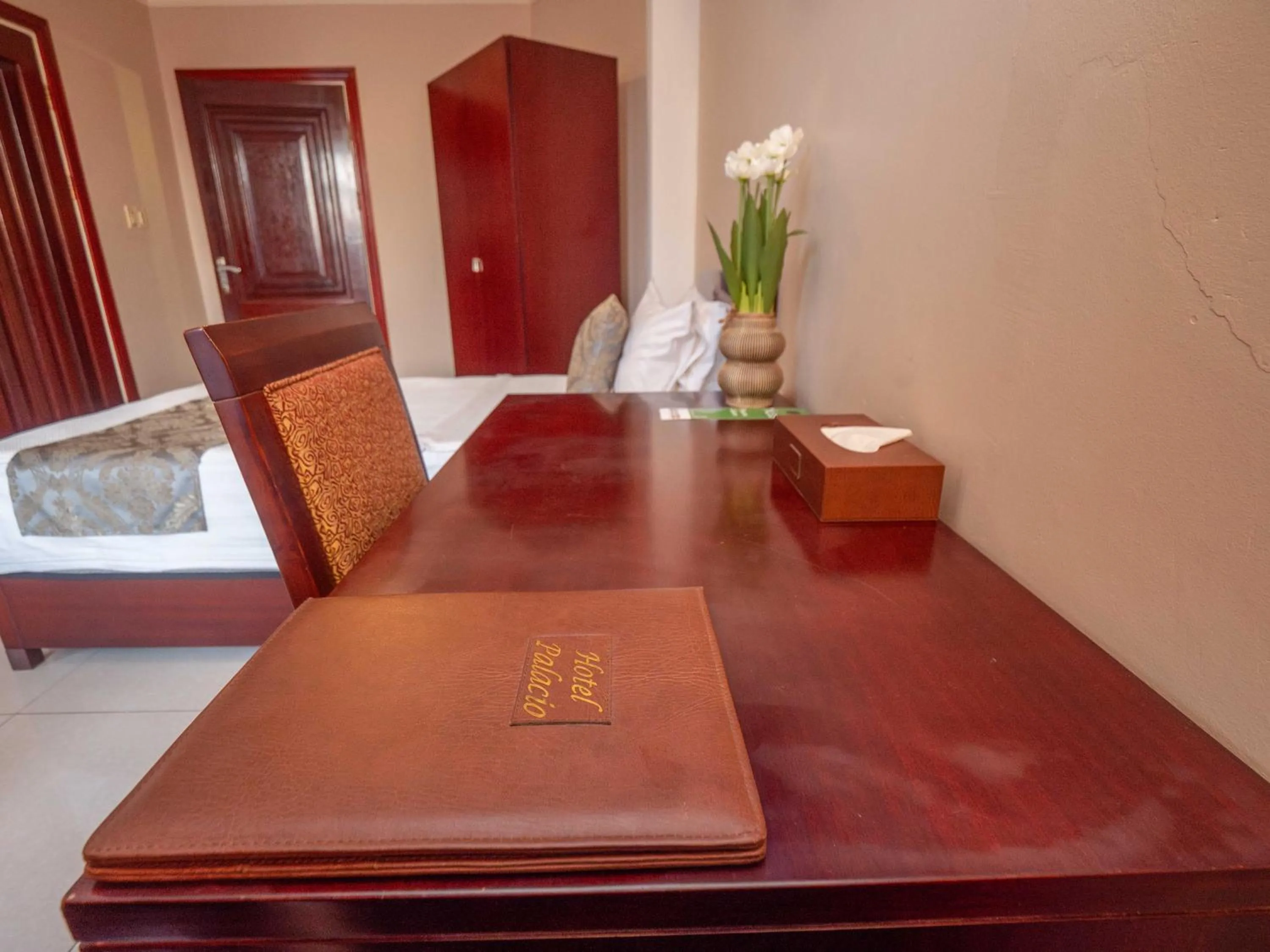 Seating area in Hotel Palacio
