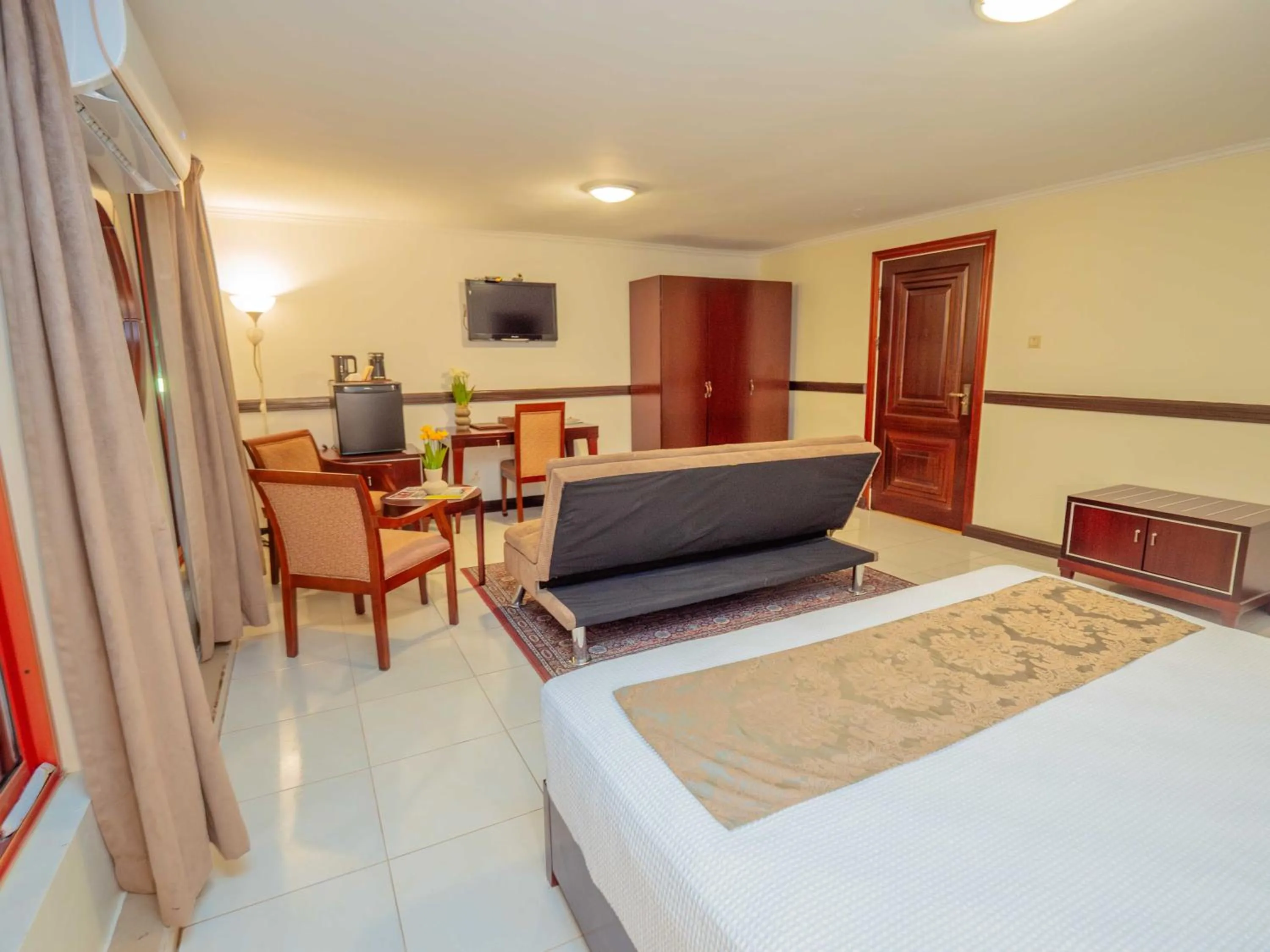 Bed in Hotel Palacio