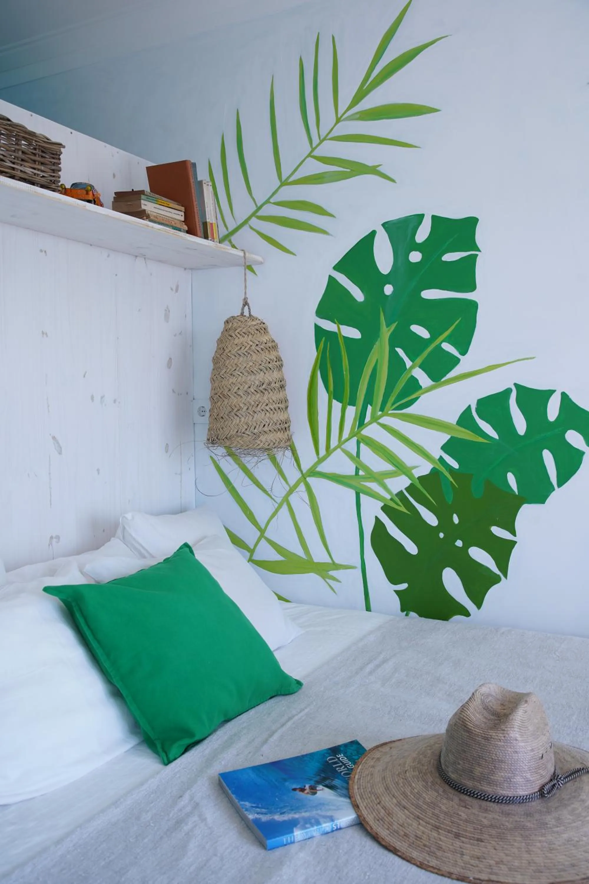 Bed in Chill in Ericeira Surf House