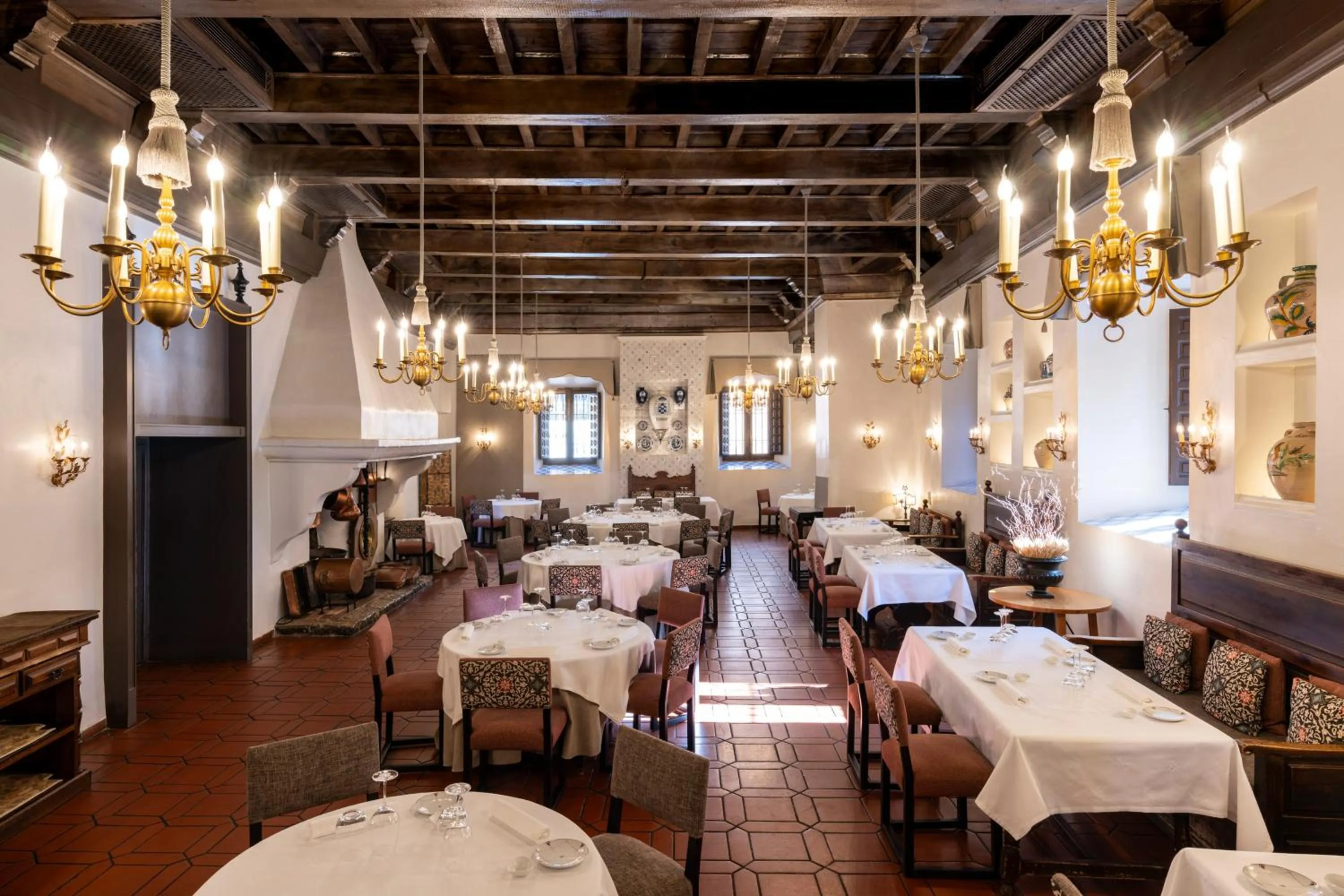 Restaurant/places to eat in Parador de Alcalá de Henares