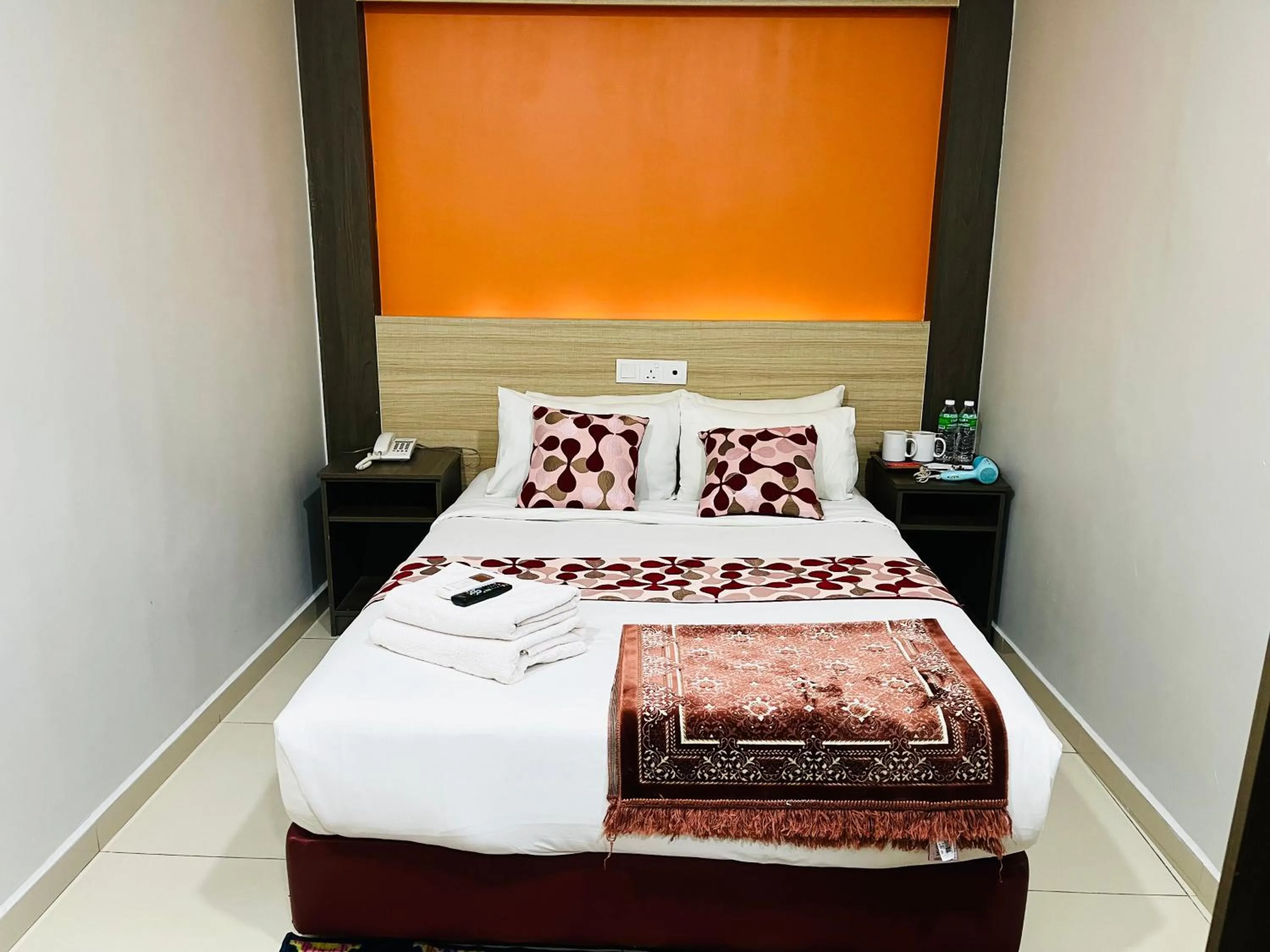 Property building, Bed in Prime Hotel at TRX Tower