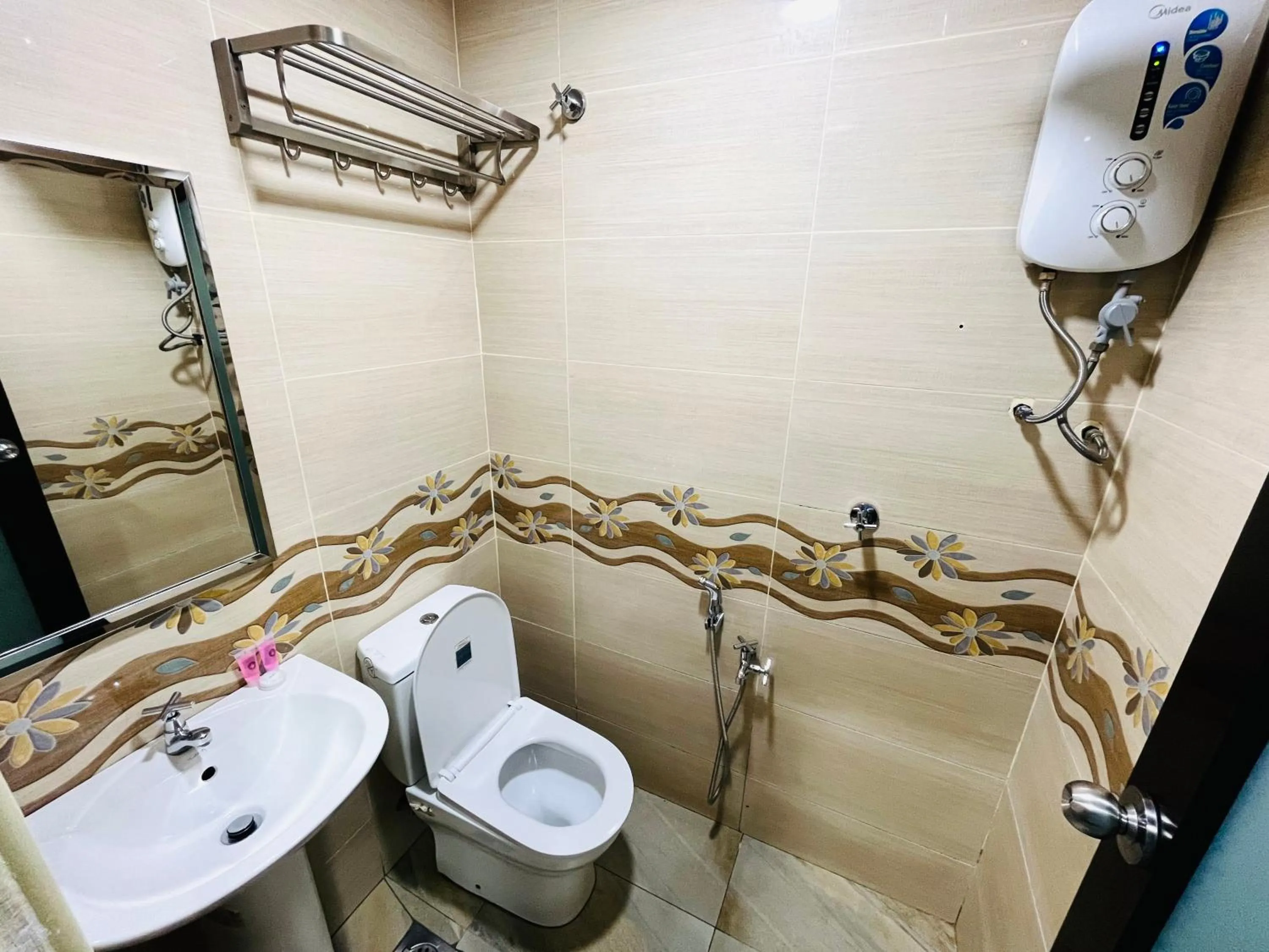 Toilet in Prime Hotel at TRX Tower