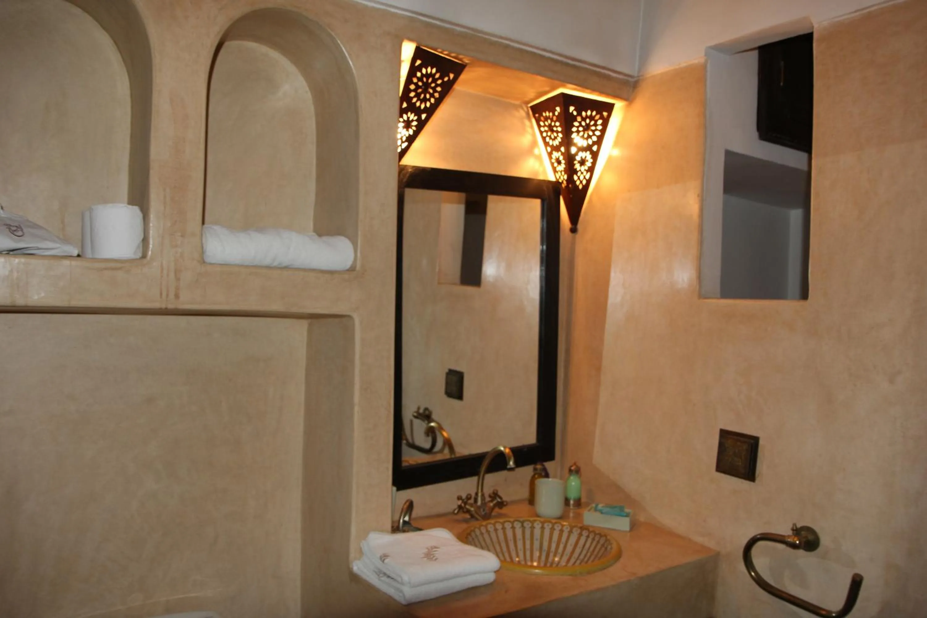 Bathroom in Riad Terra Bahia