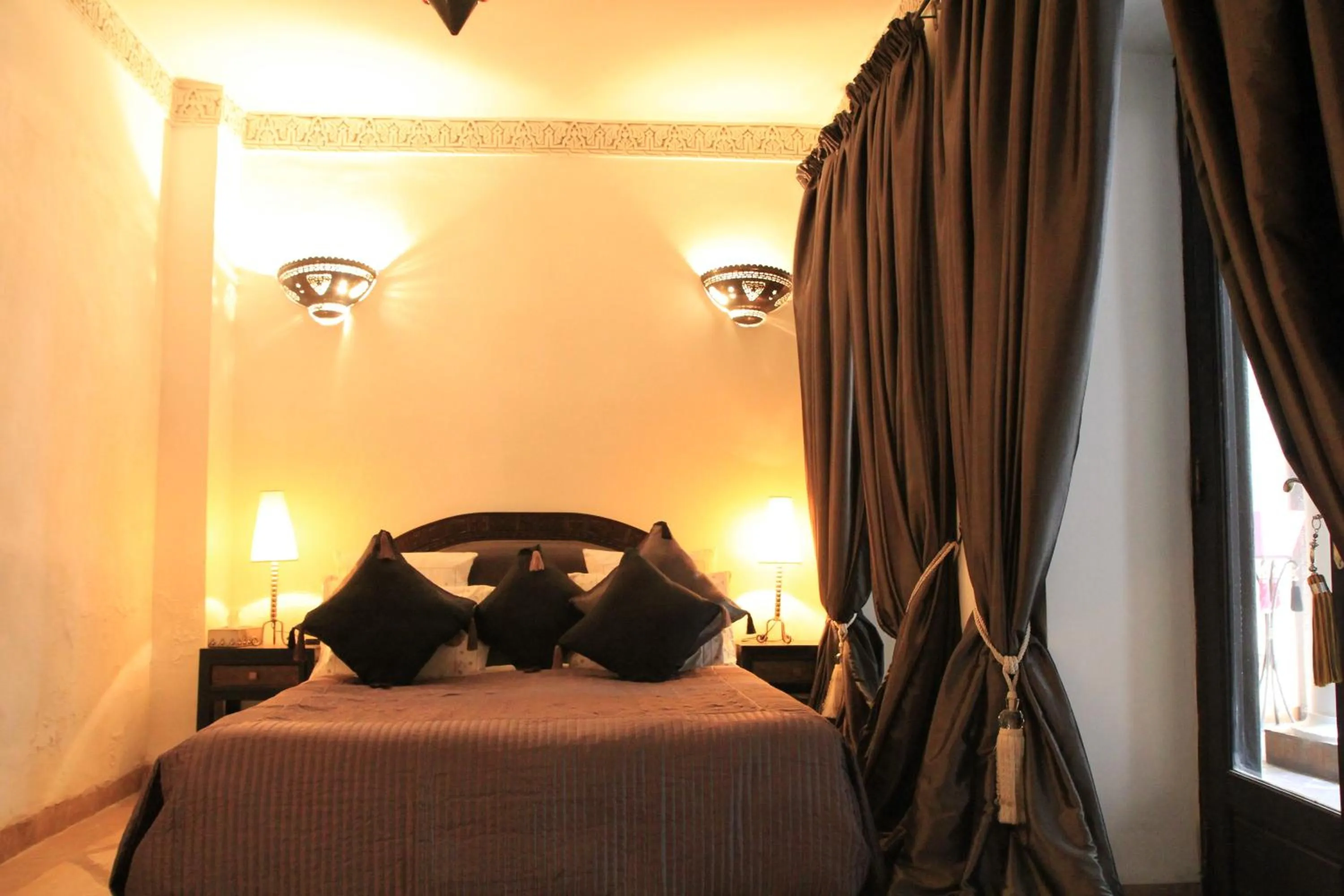 Decorative detail, Bed in Riad Terra Bahia