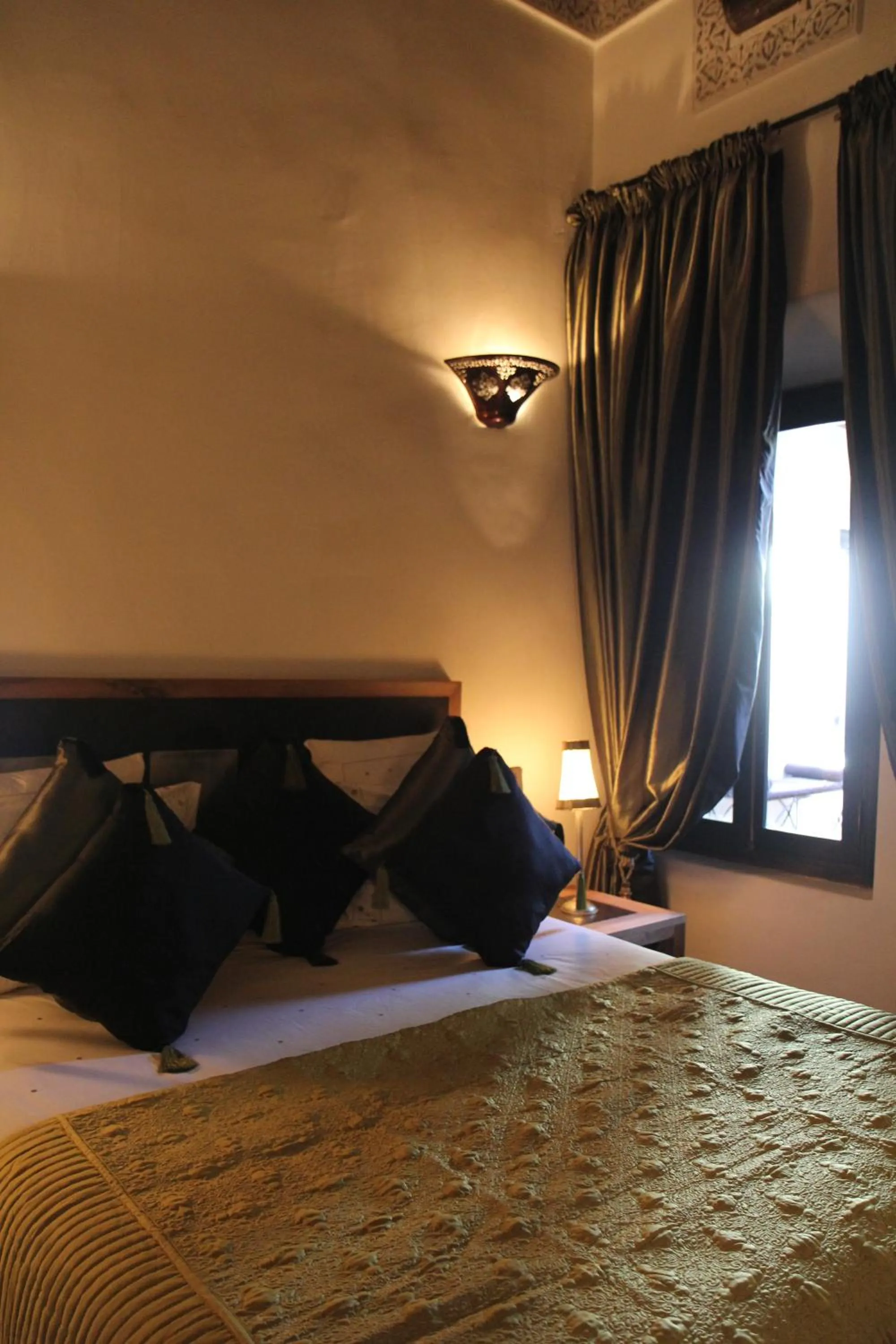 Photo of the whole room, Bed in Riad Terra Bahia