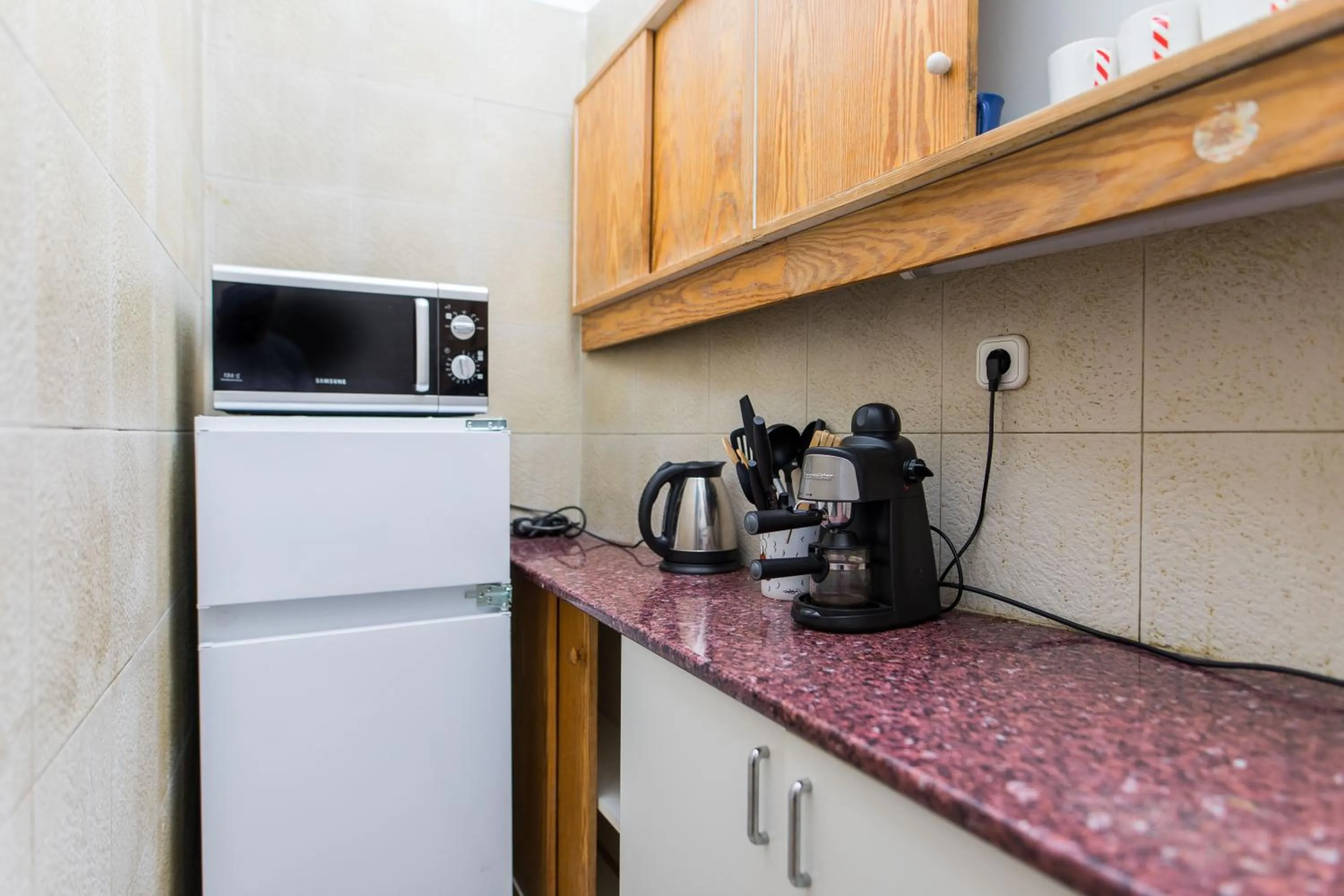 Coffee/tea facilities in 2B Hostel & Rooms