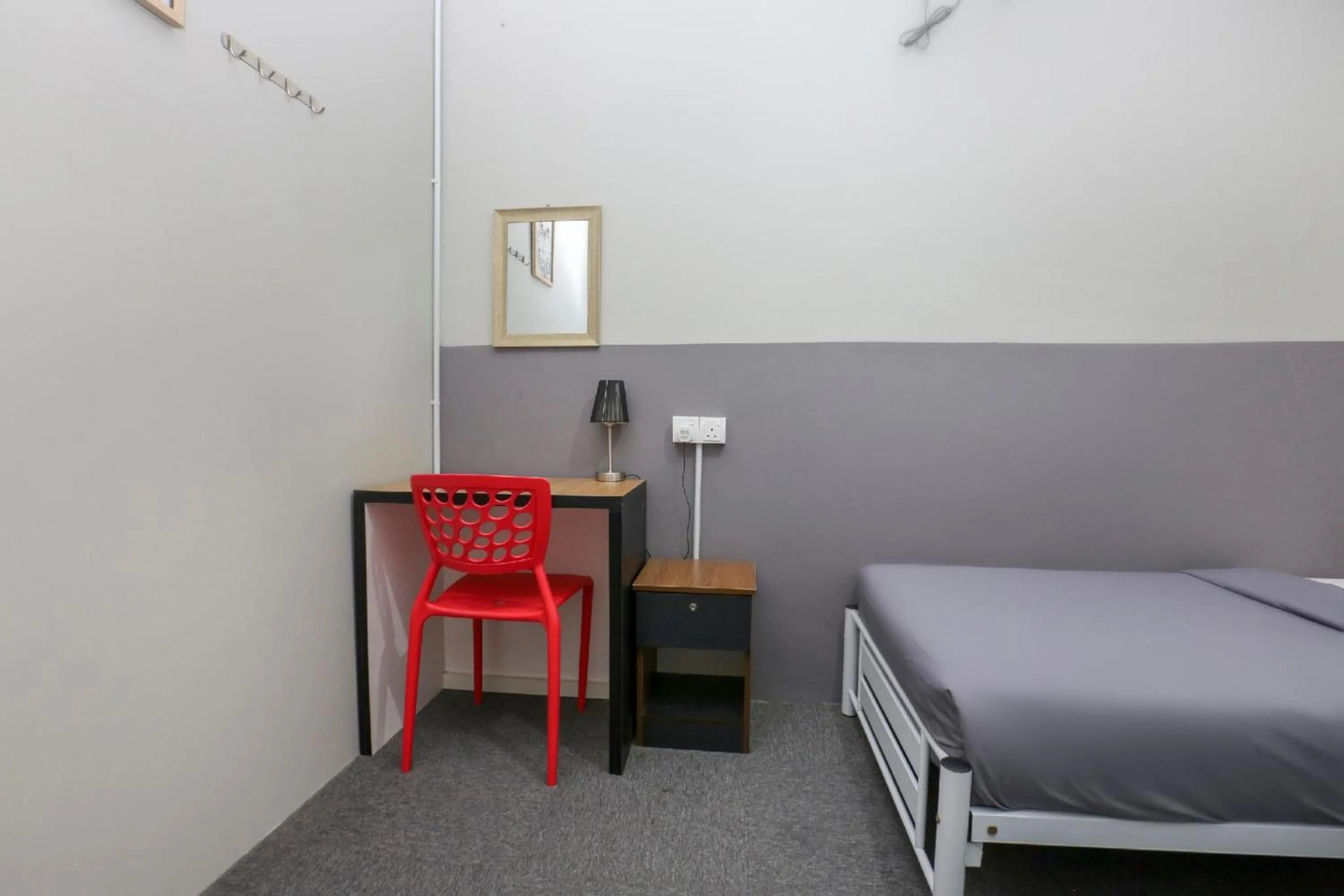 Photo of the whole room in SPOT ON 89751 Bed Station Guest House