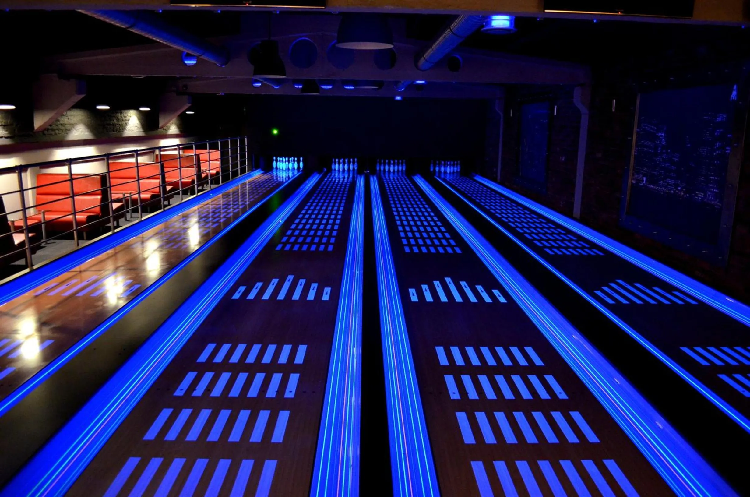 Bowling in Hotel Malinowski Business