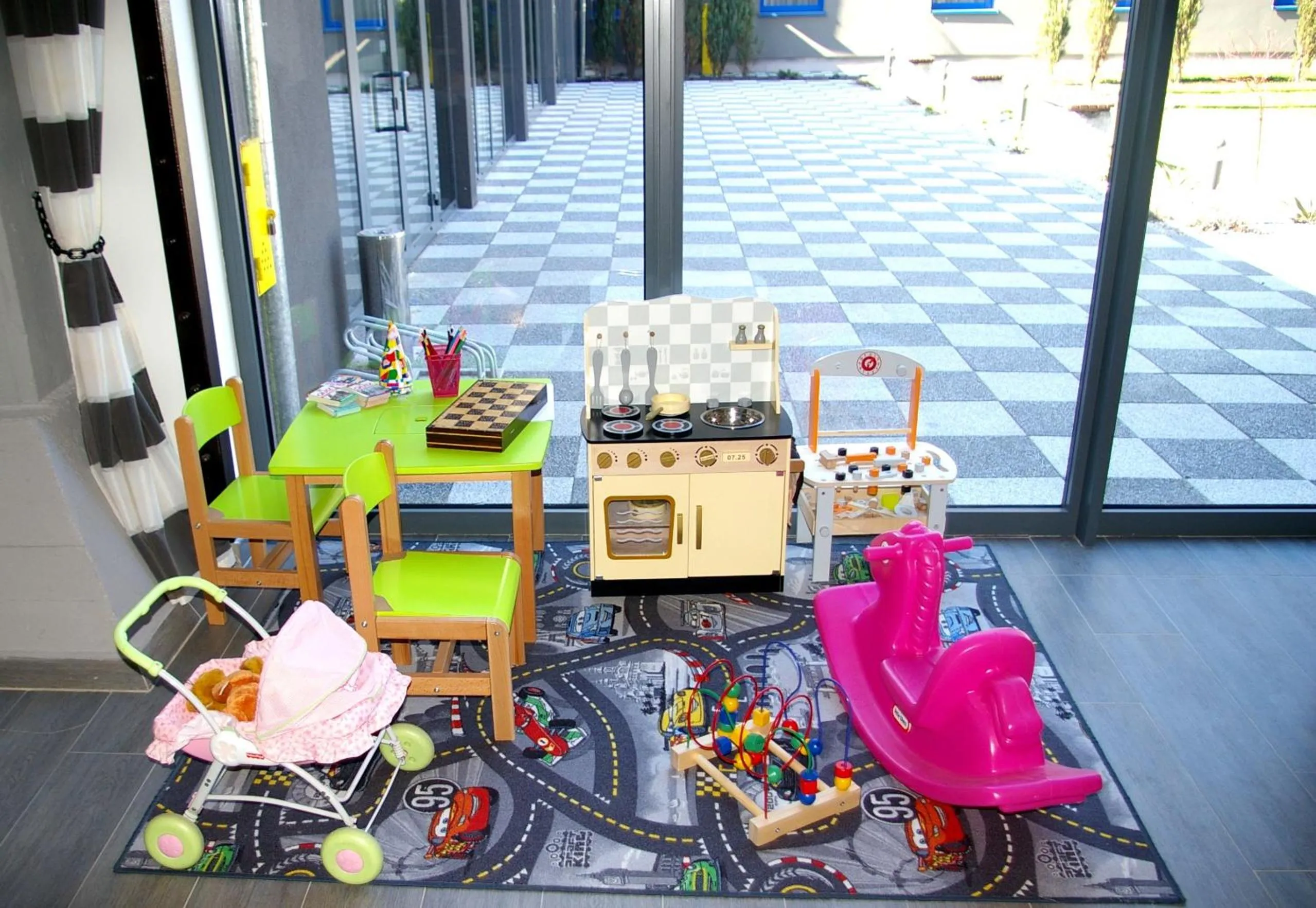 On site in Hotel Malinowski Business