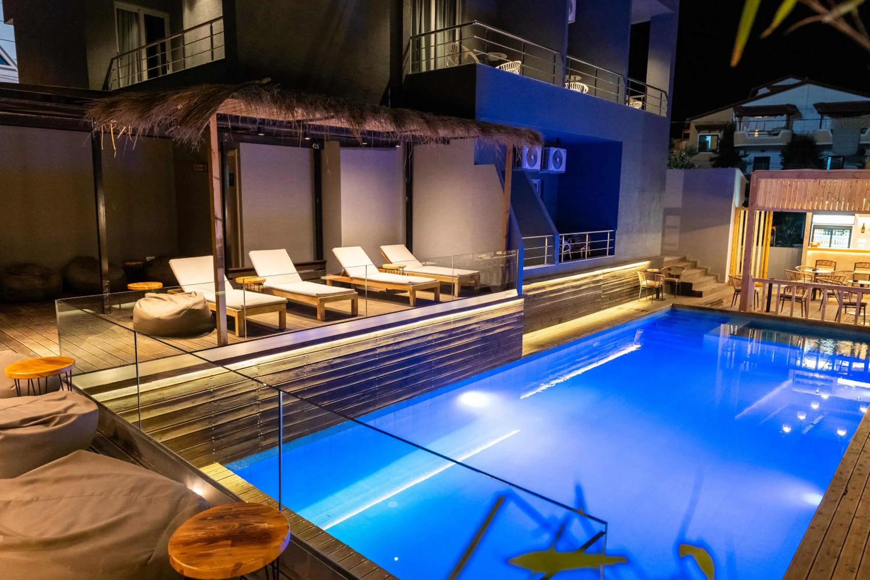 Pool view in Hotel Piramida