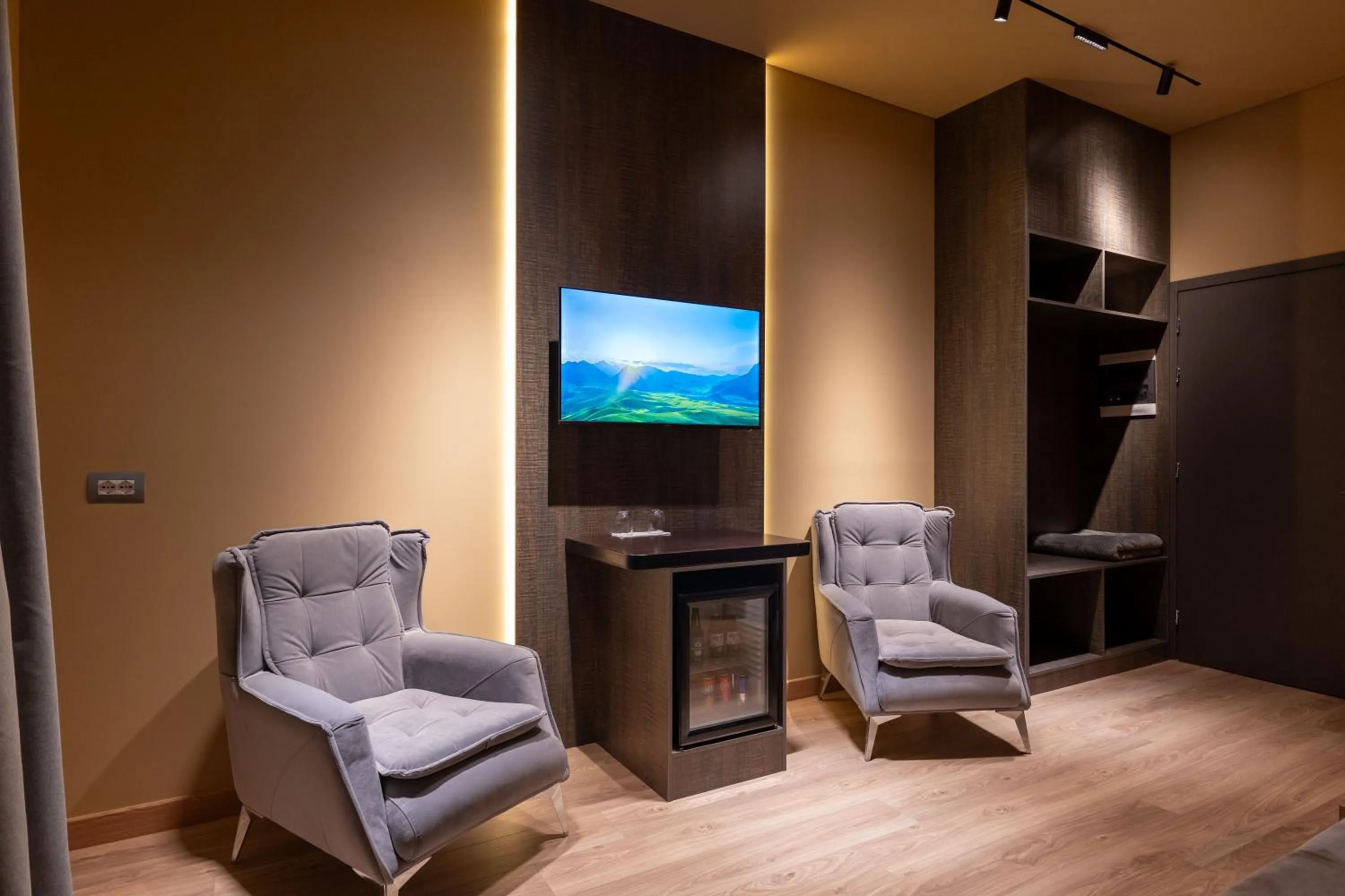 TV and multimedia in Hotel Piramida