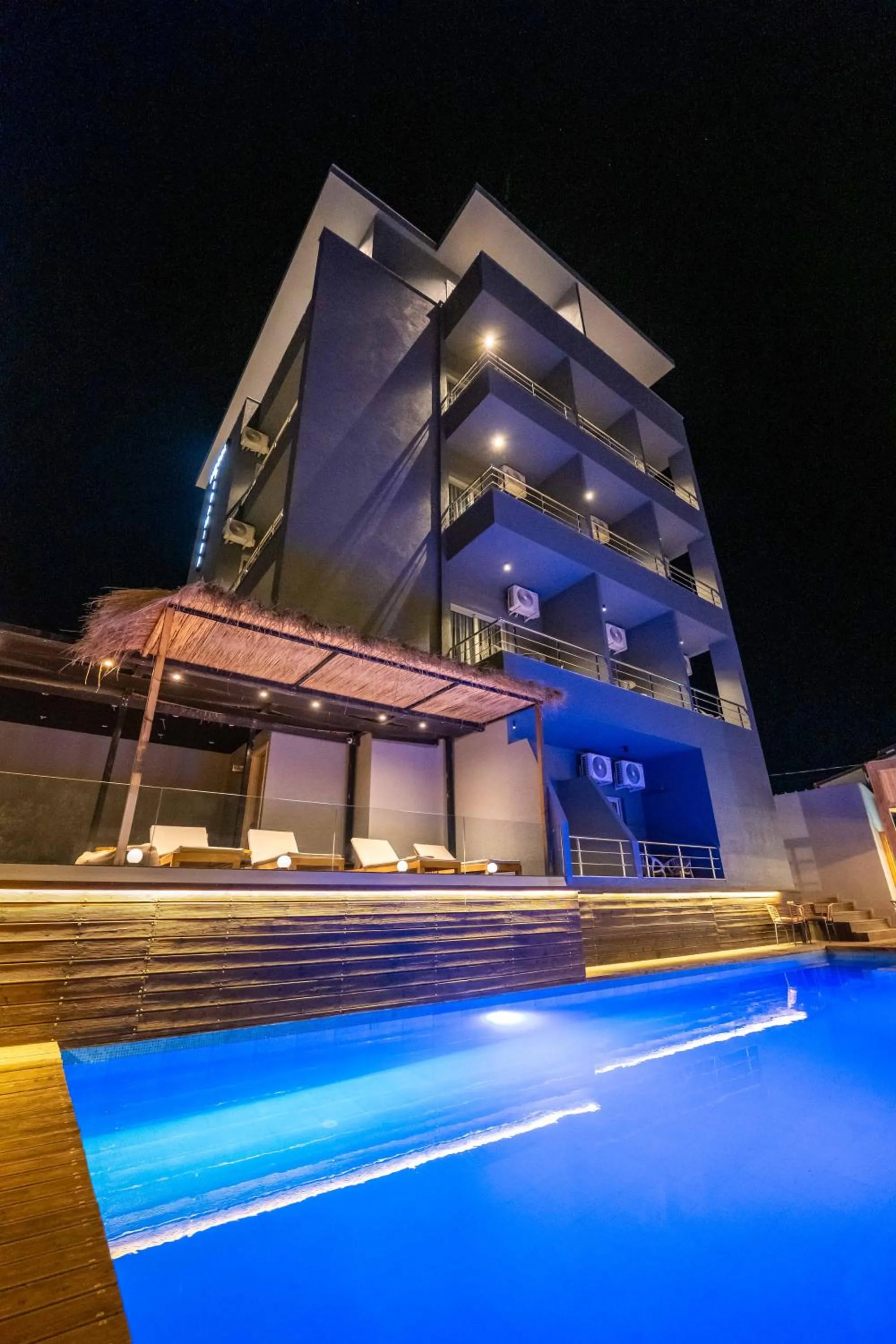 Property building in Hotel Piramida