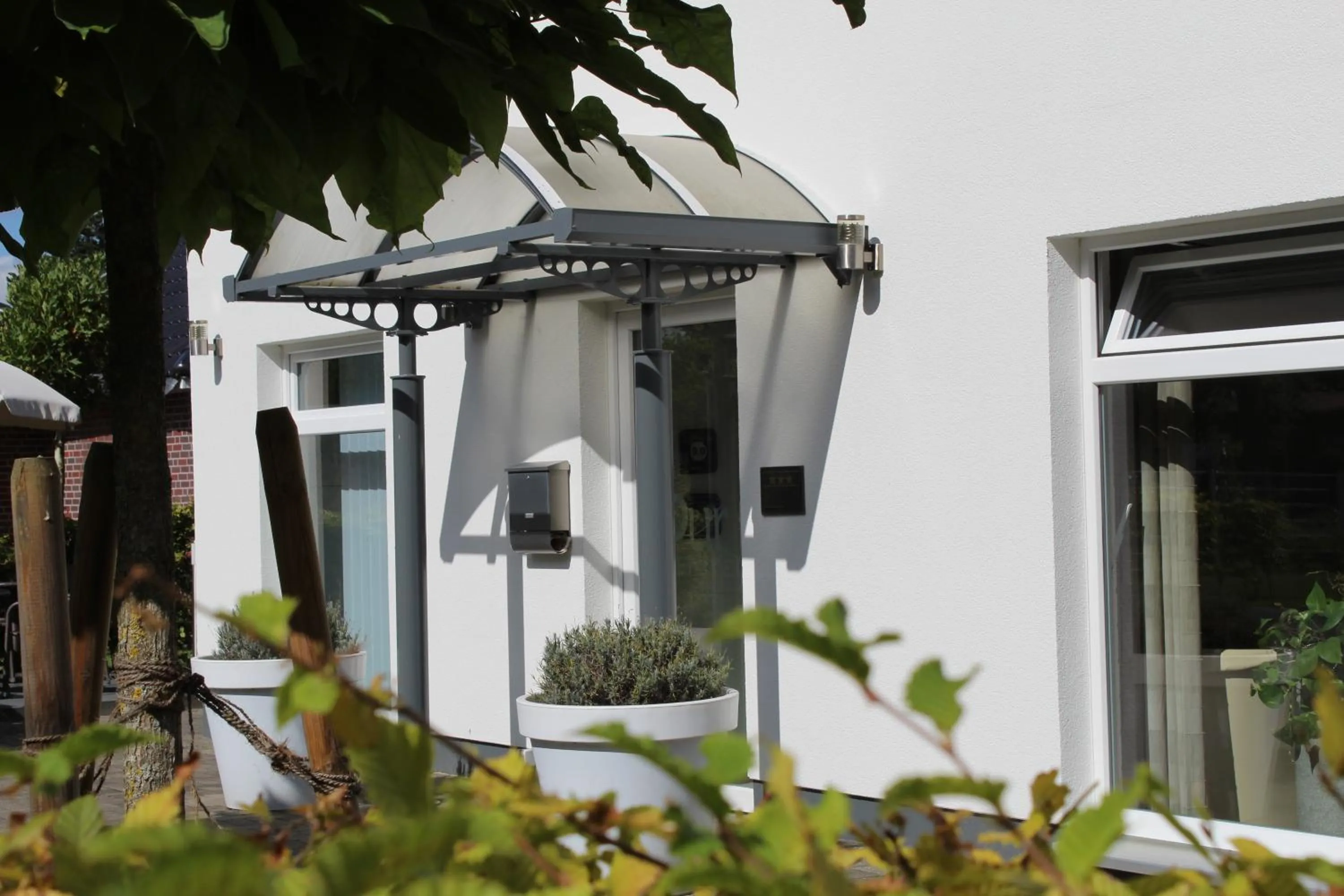 Facade/entrance in Pur Hotel