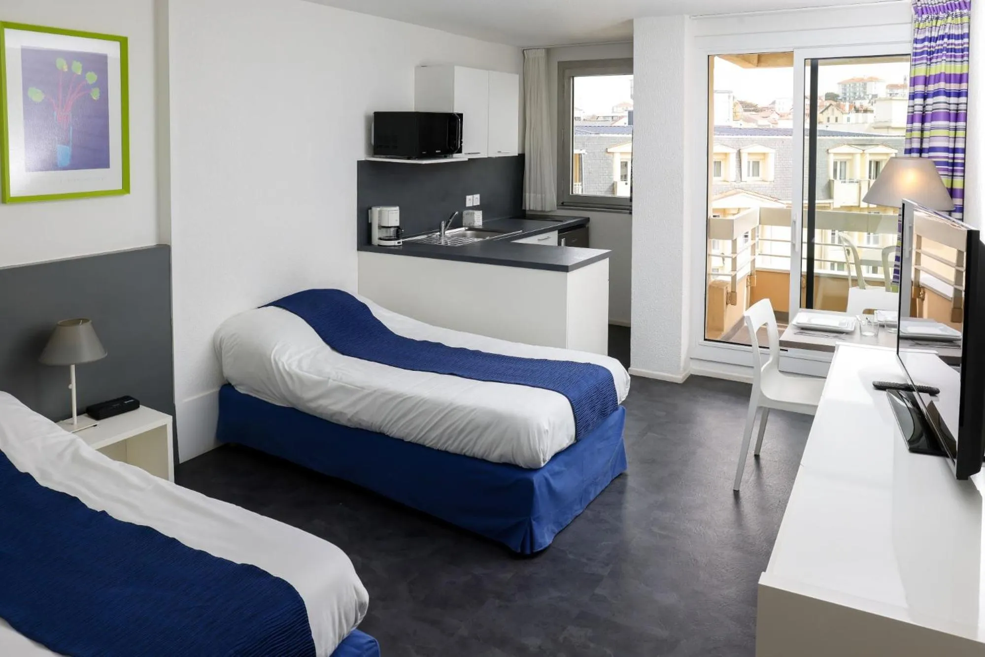 Bed in Résidence Victoria Surf