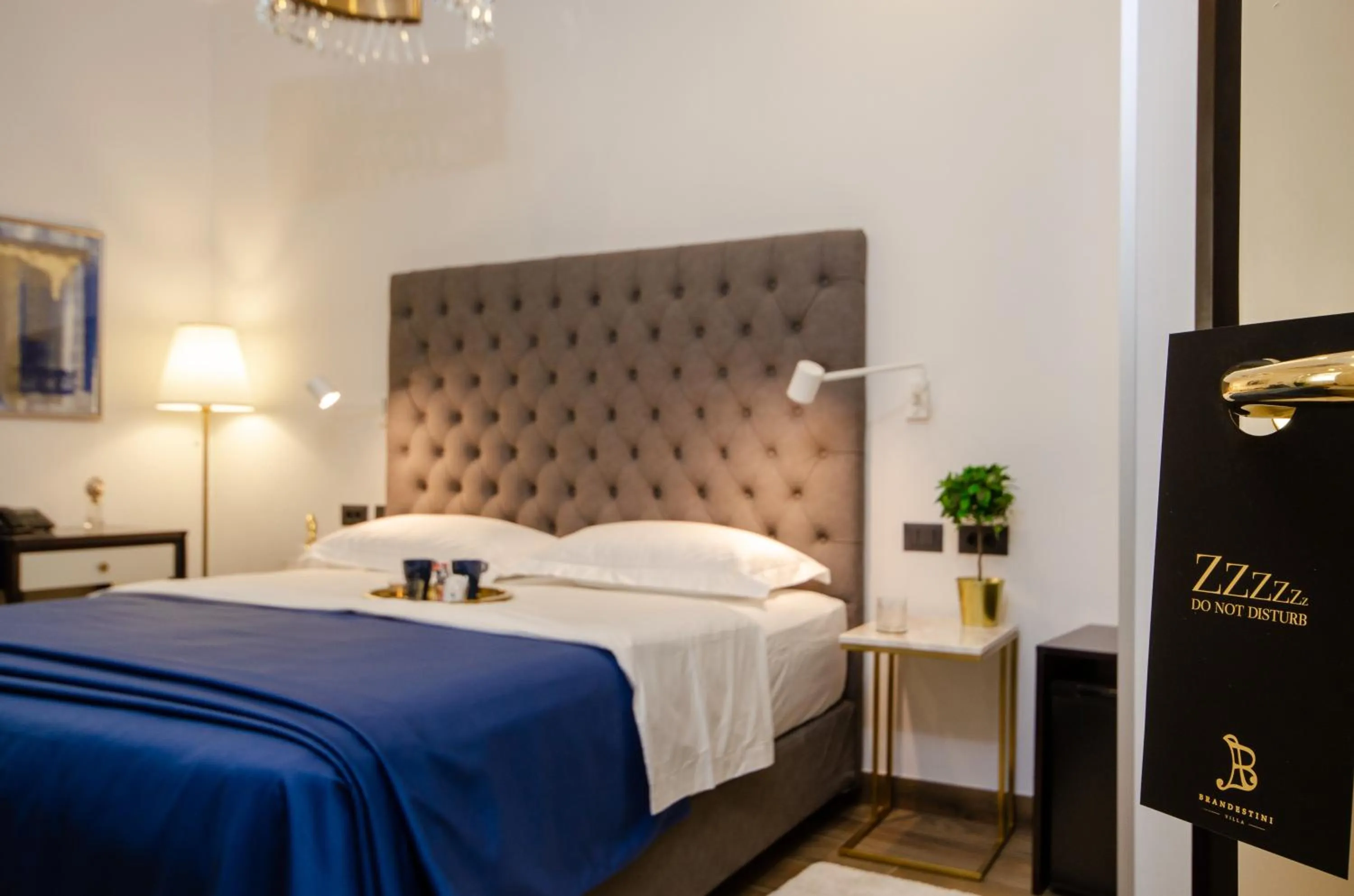 Bed in Villa Brandestini