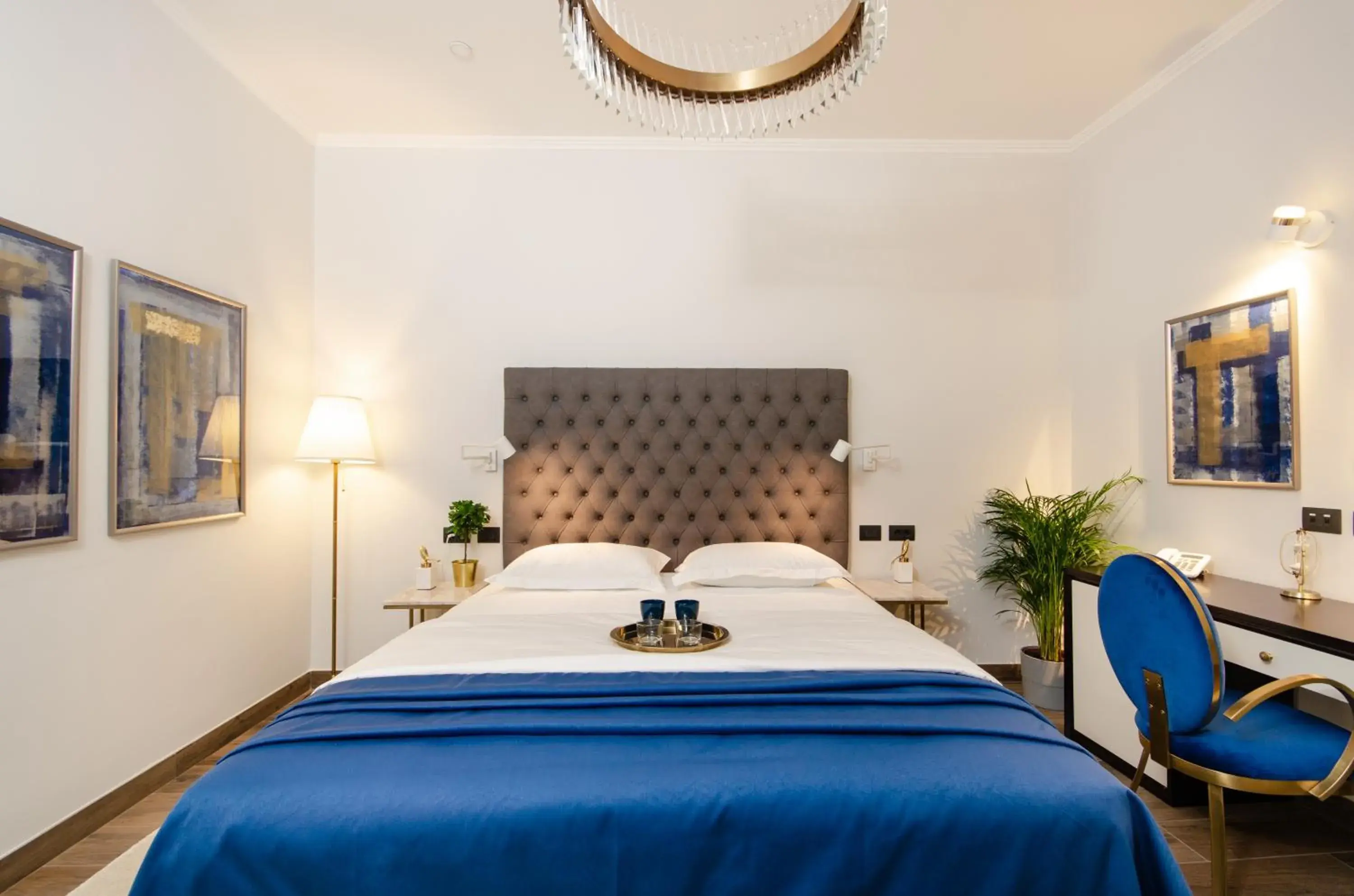 Superior King Room in Villa Brandestini Superior King Room in Villa Brandestini