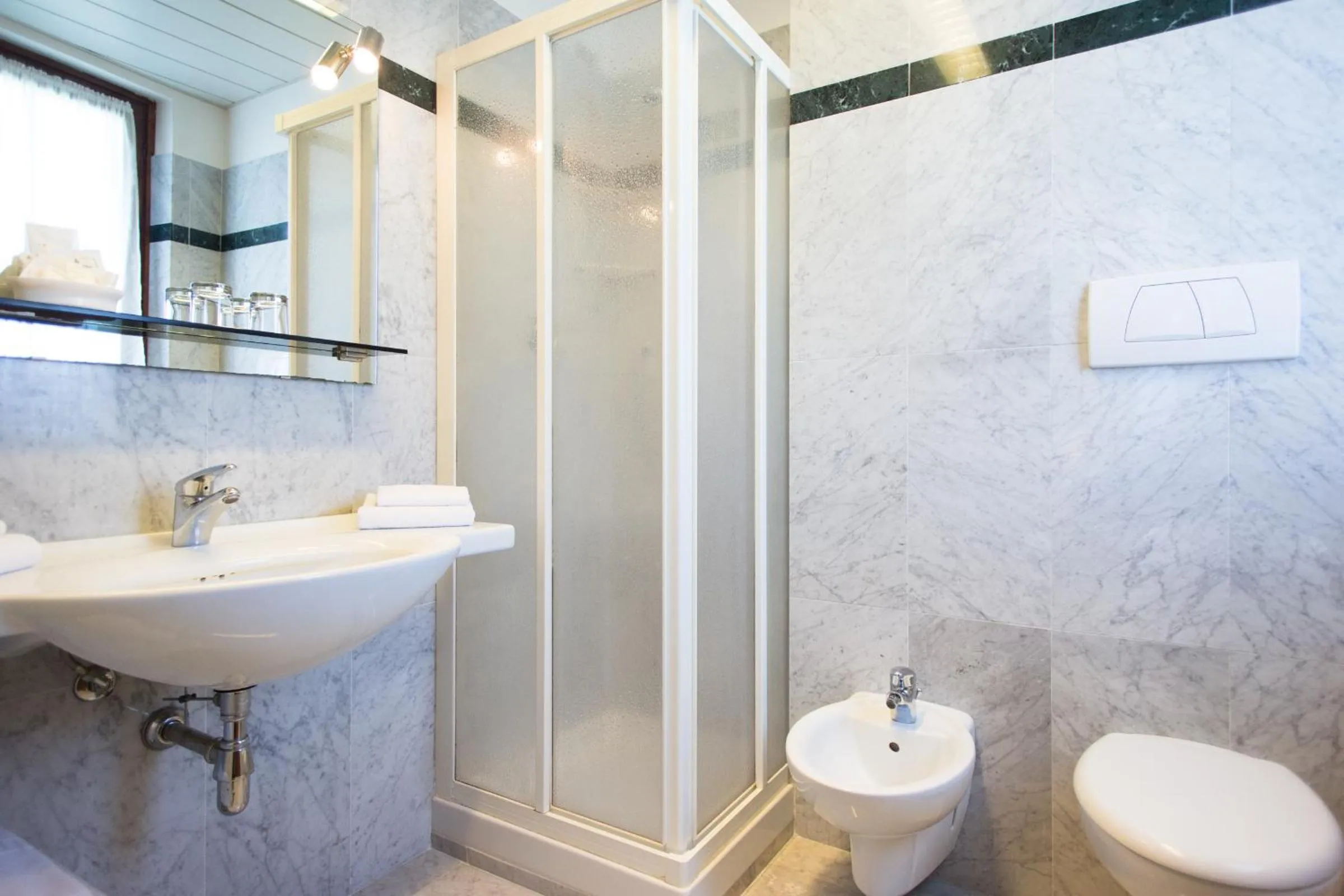 Toilet in Hotel Speranza