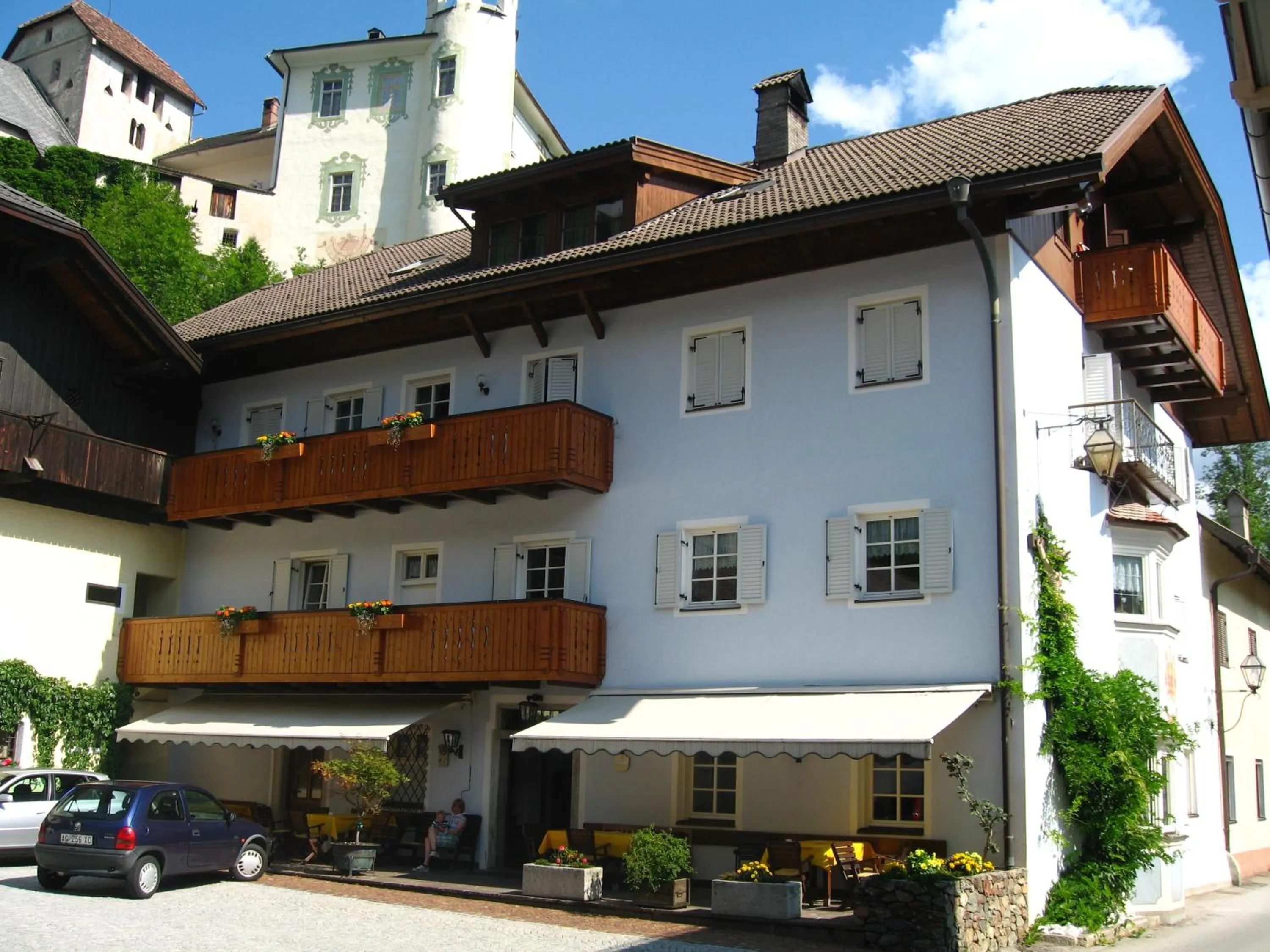 Facade/entrance in Gasthof Obermair