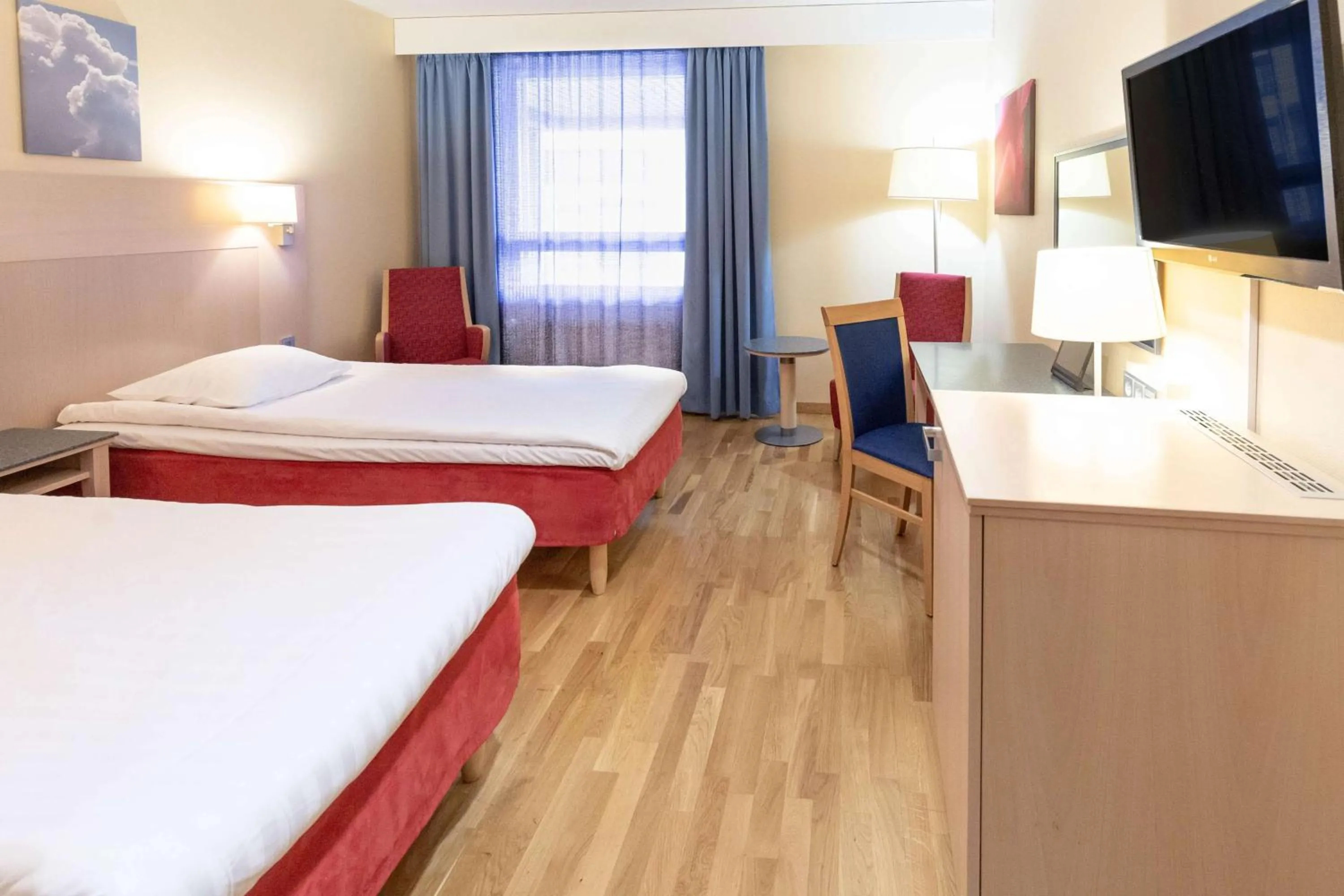 Bedroom, Bed in Scandic Kouvola