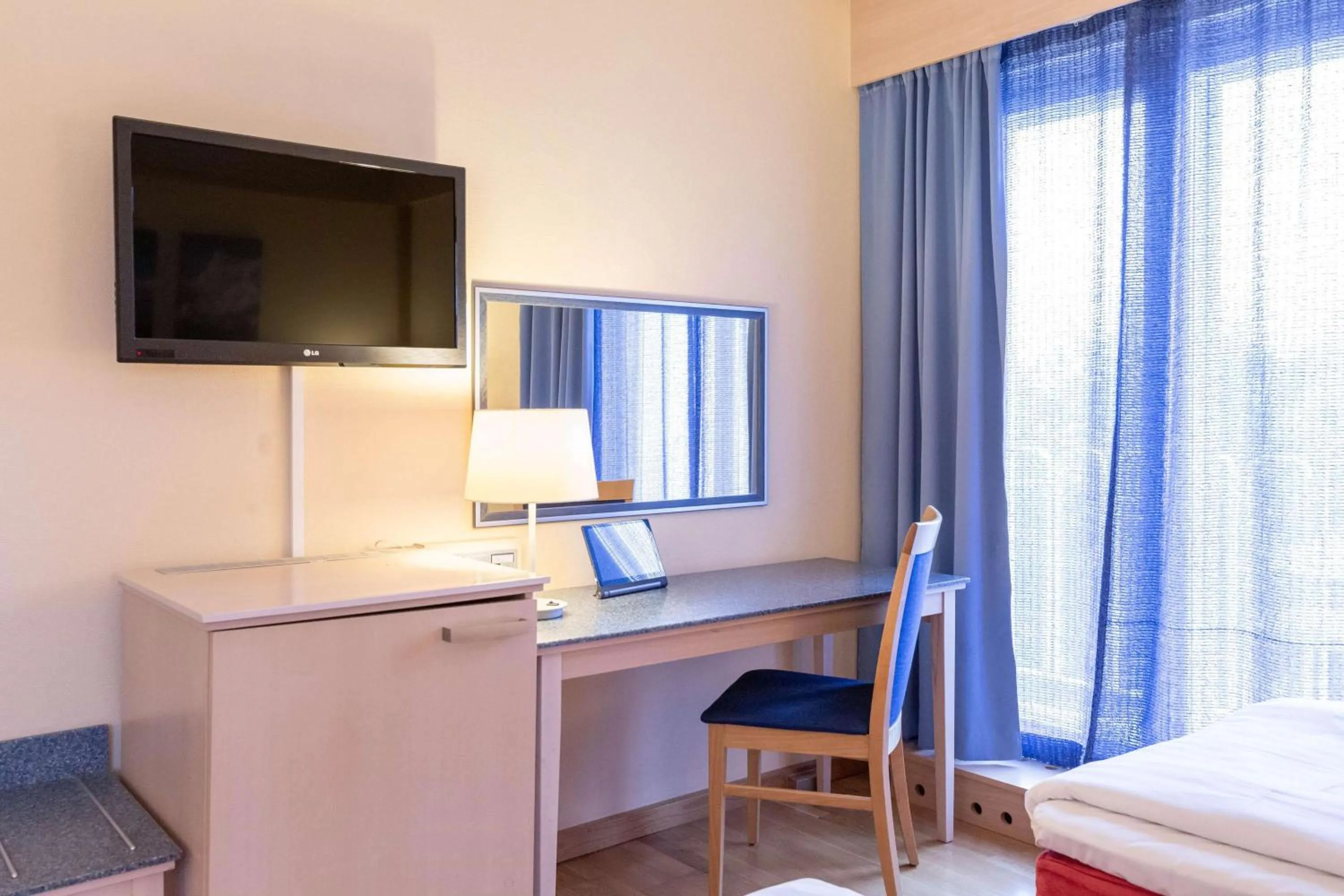 Bedroom, Bed in Scandic Kouvola