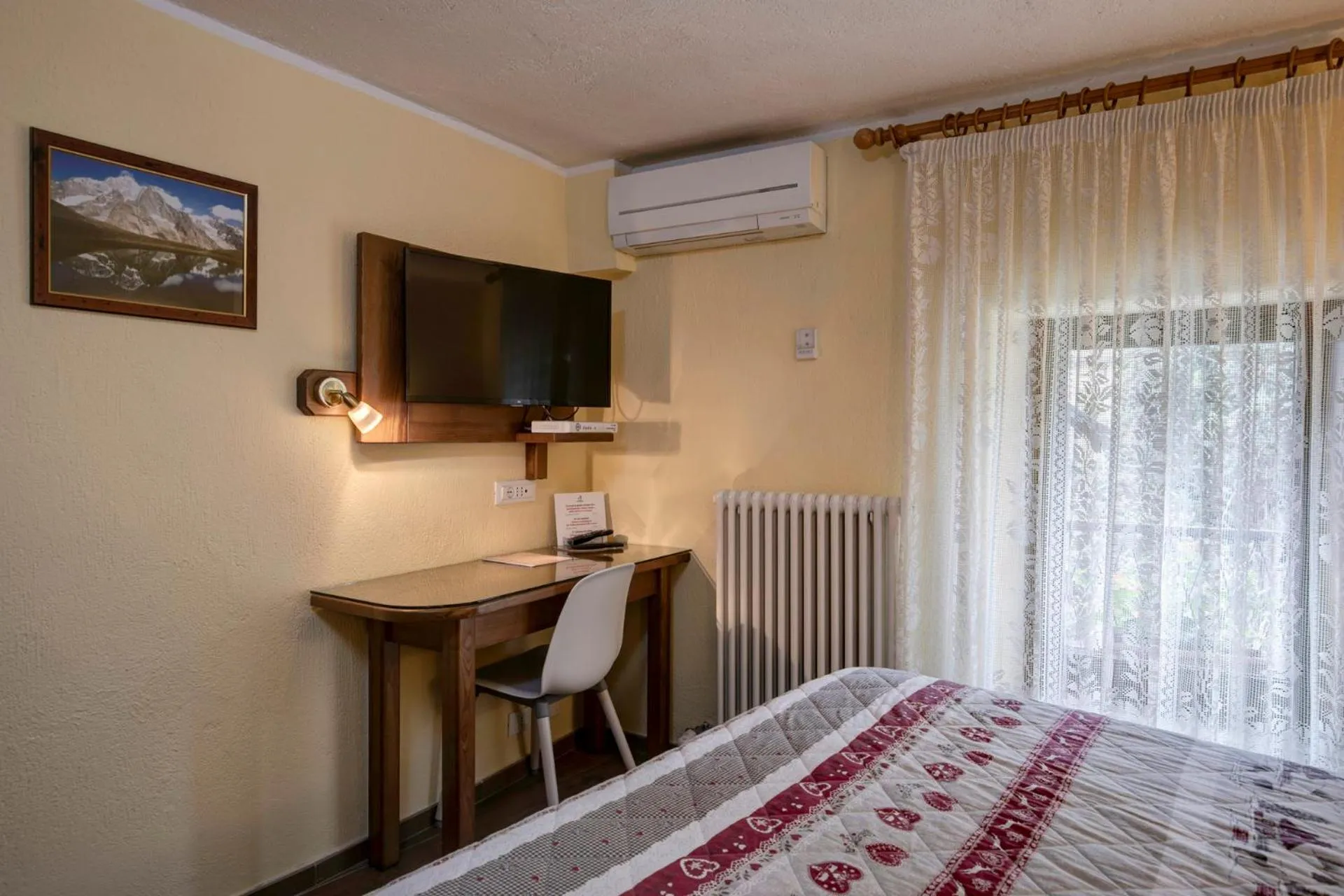 Bed in Hotel Cecchin