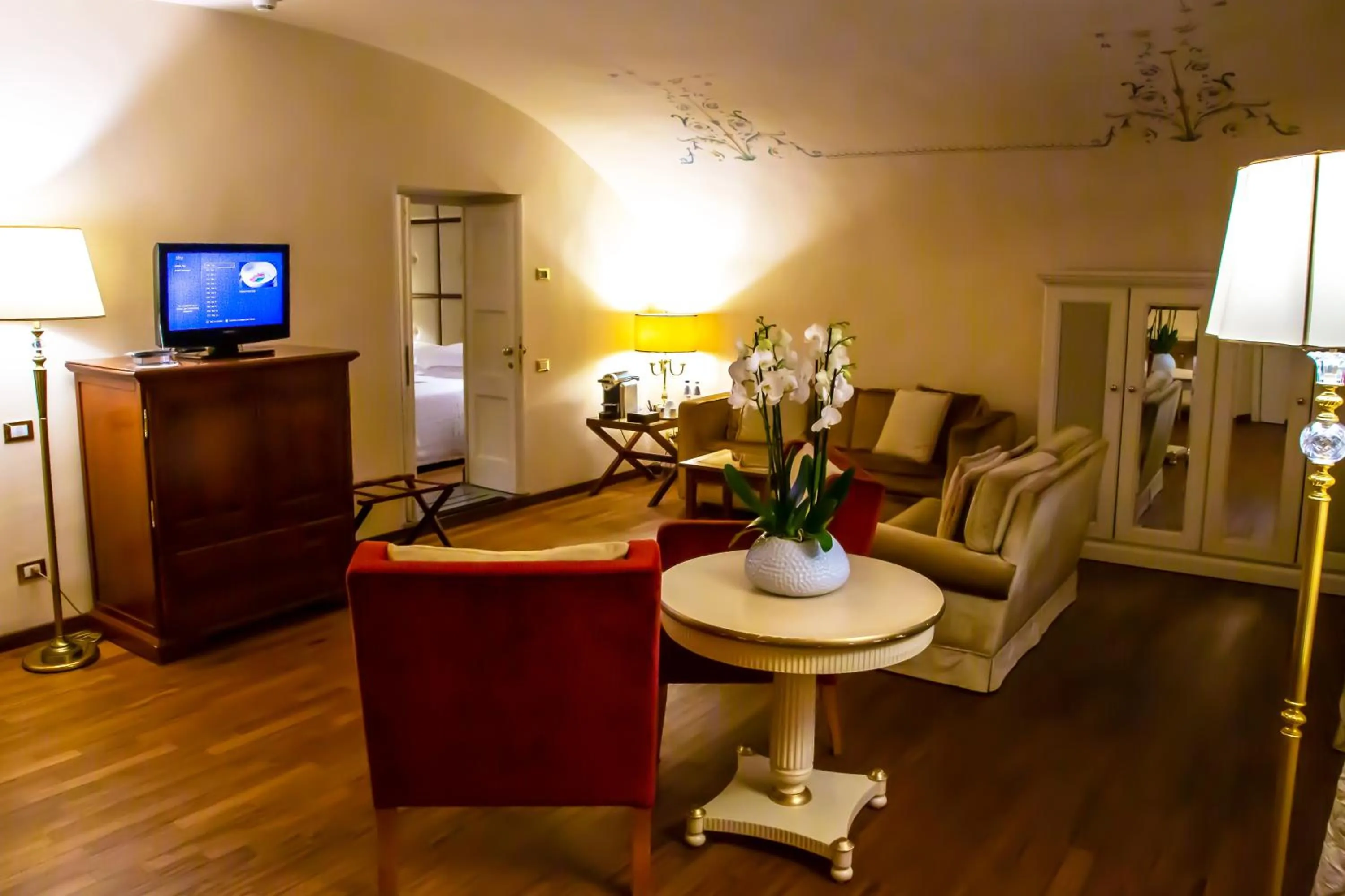 Living room in Golden Tower Hotel & Spa