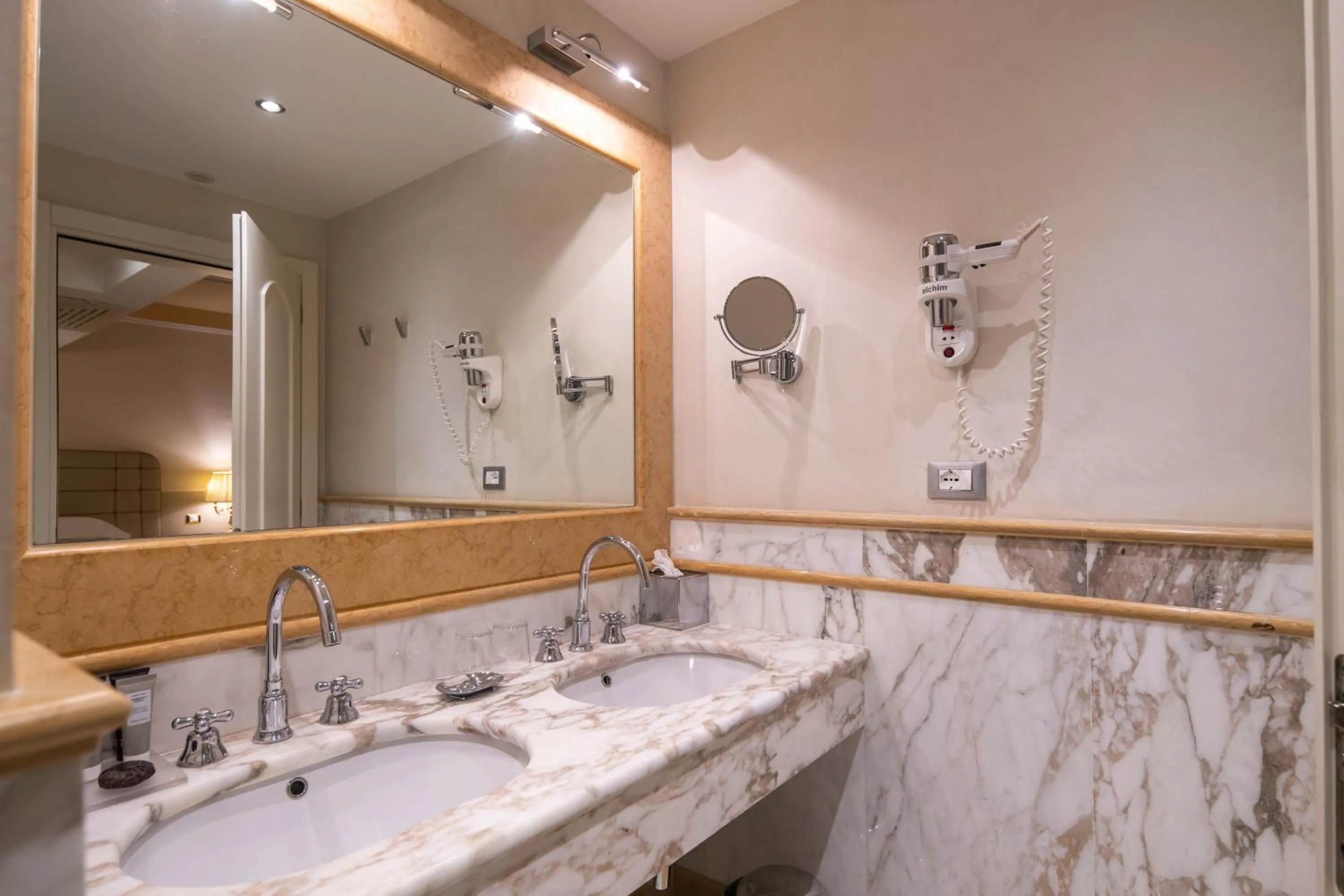 Bathroom in Golden Tower Hotel & Spa